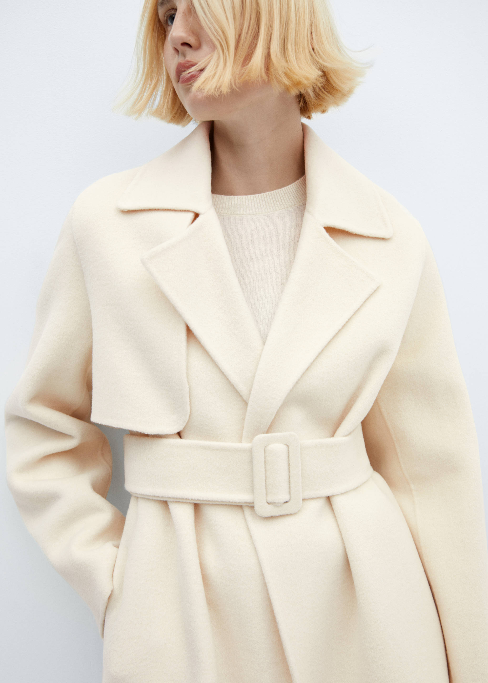 Handmade wool coat with belt - Details of the article 6