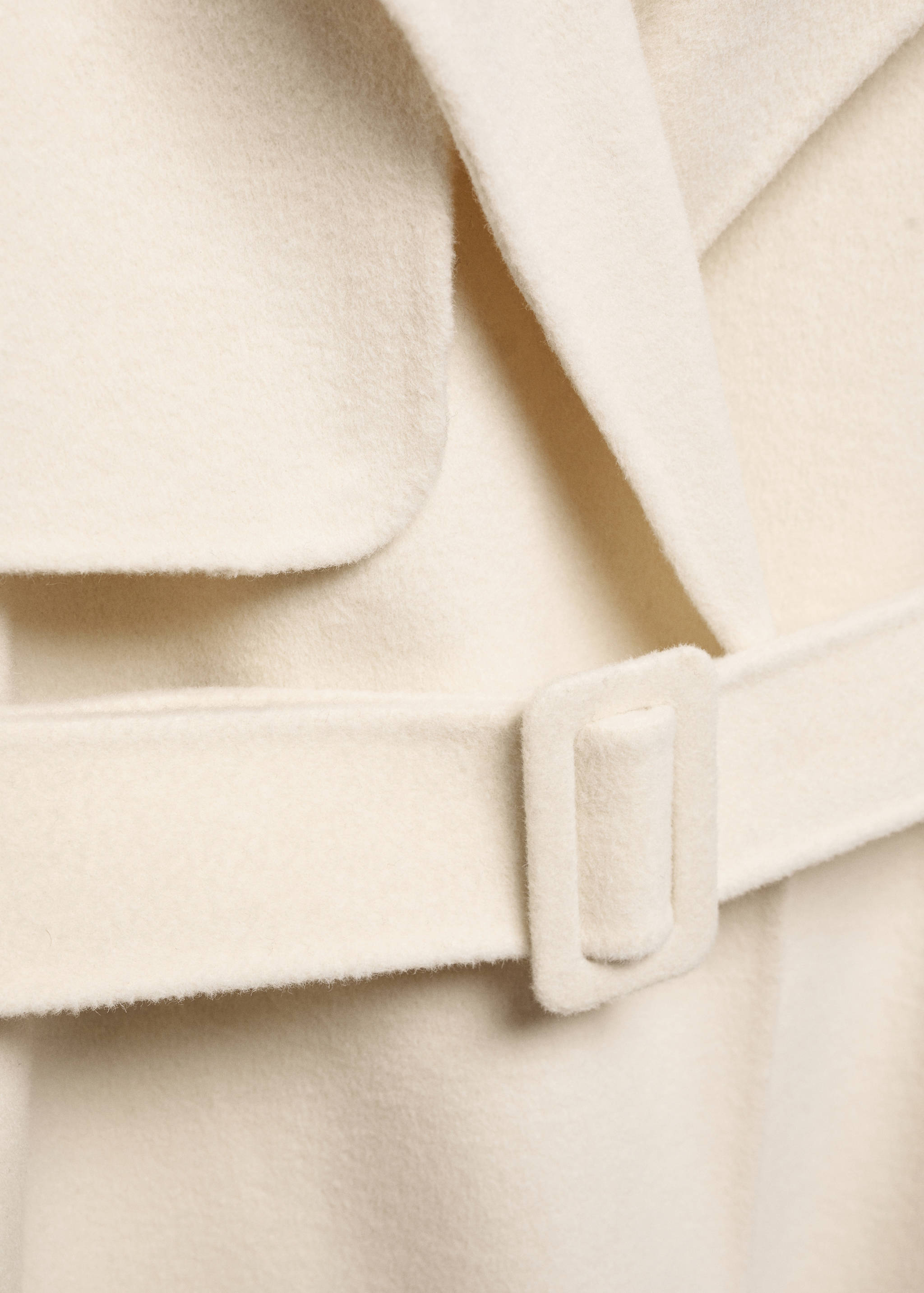 Handmade wool coat with belt - Details of the article 8