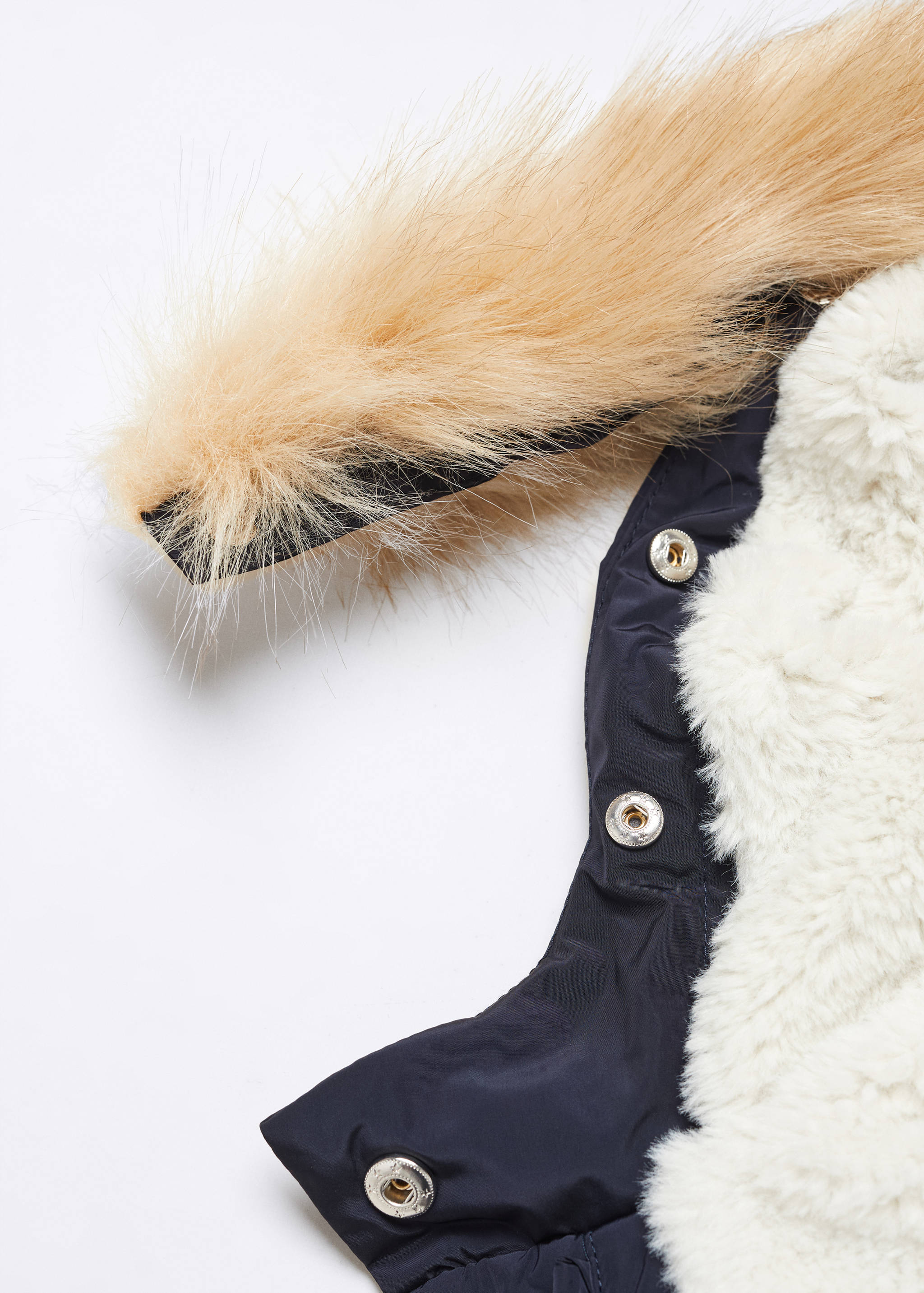 Прорезиненная куртка - Деталь изделия 0