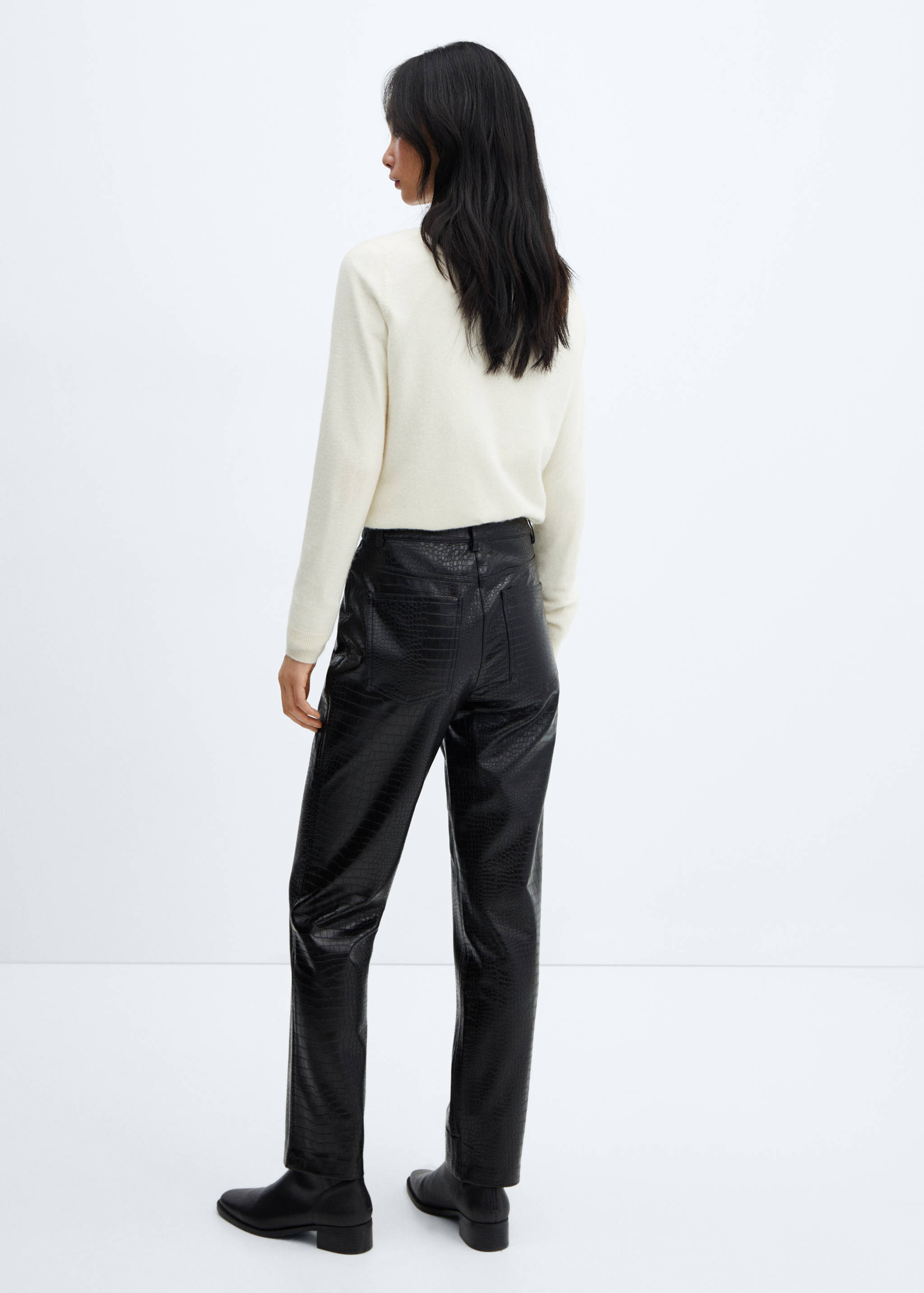 Pantalon droit effet croco - Verso de l’article