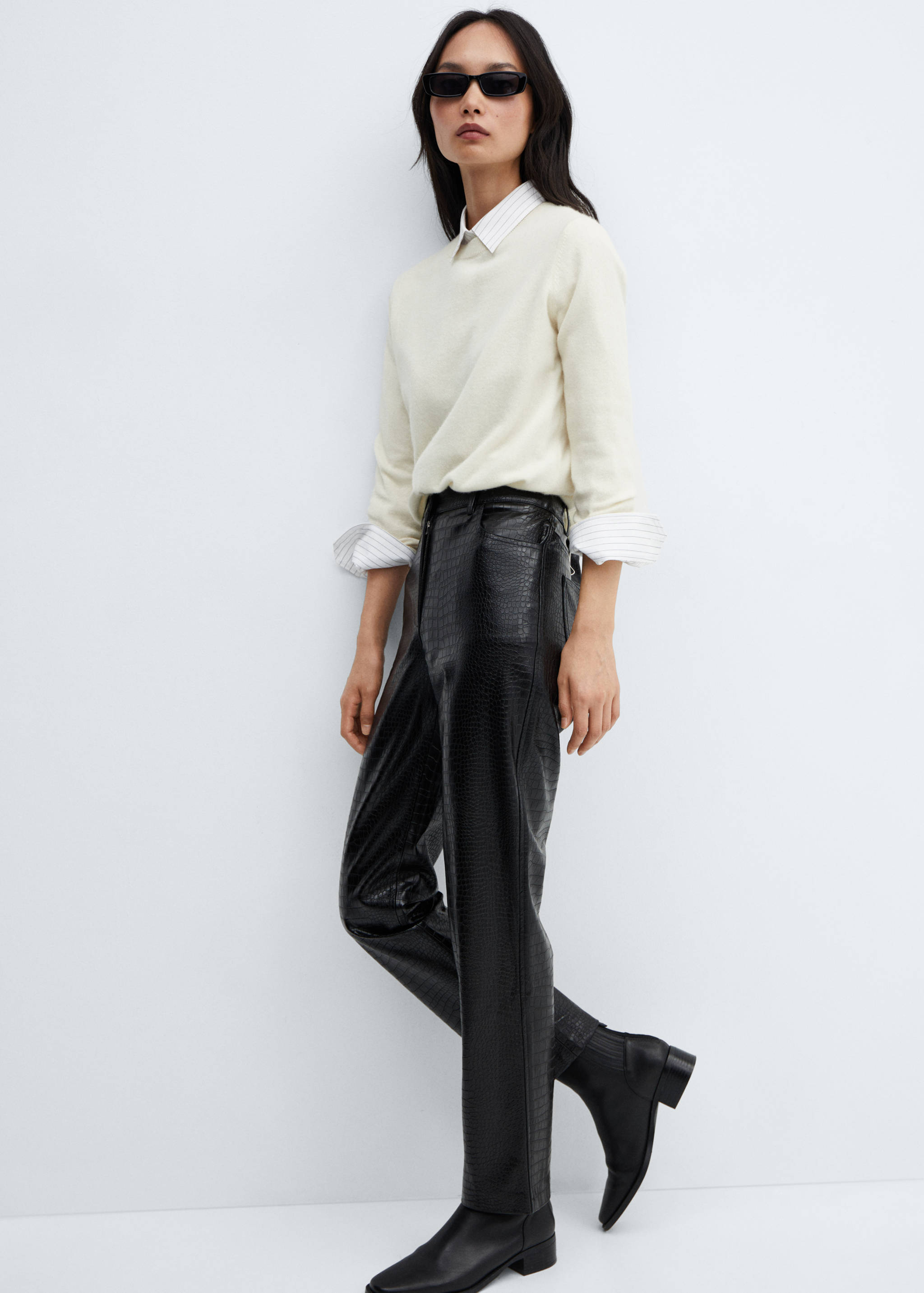 Pantalon droit effet croco - Détail de l'article 2