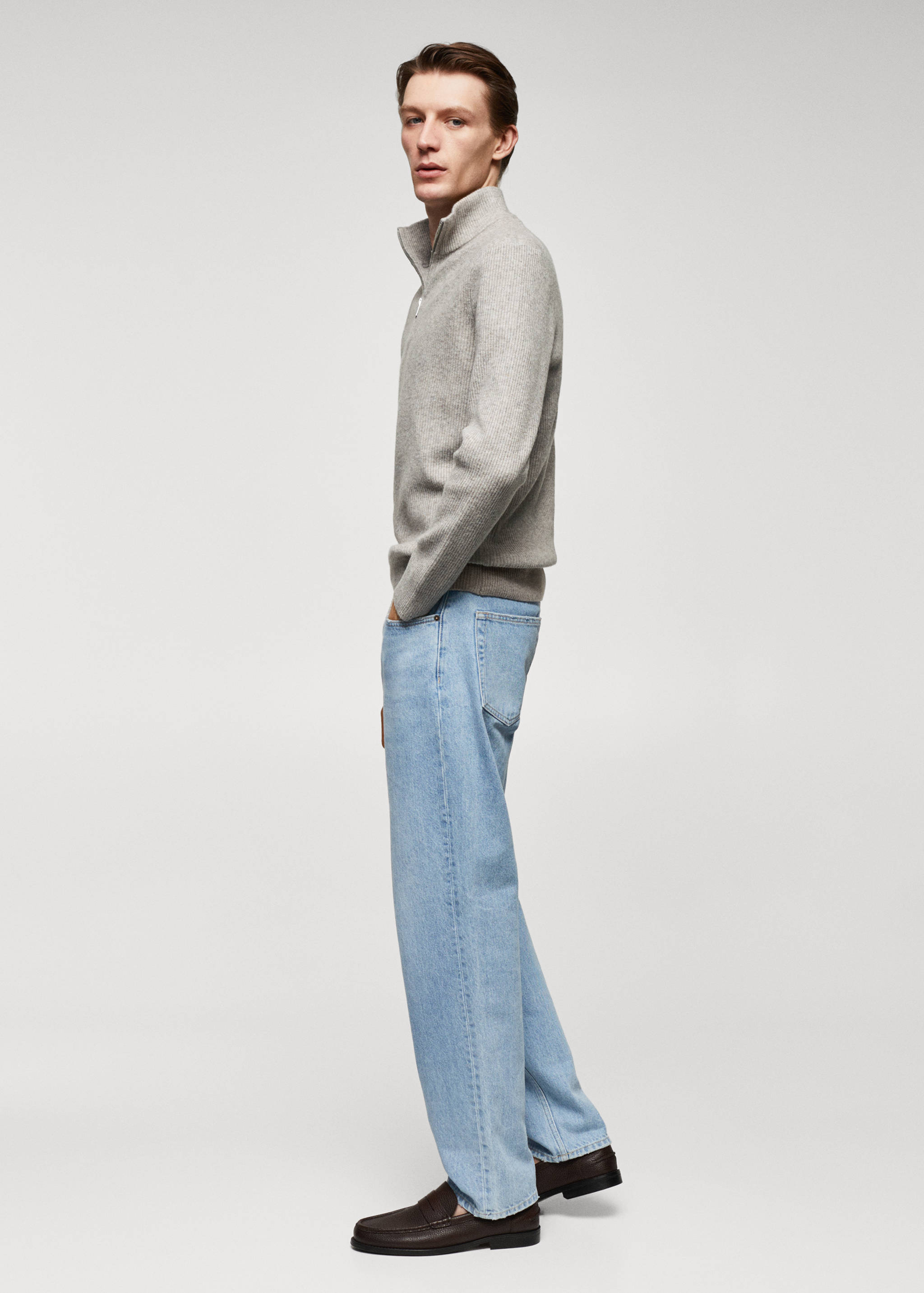 Ribbed sweater with zip - Details of the article 2