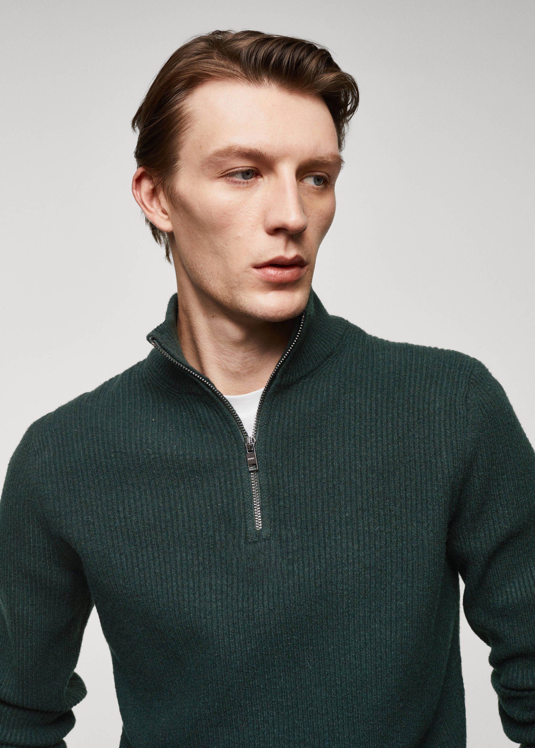 Ribbed sweater with zip - Details of the article 1
