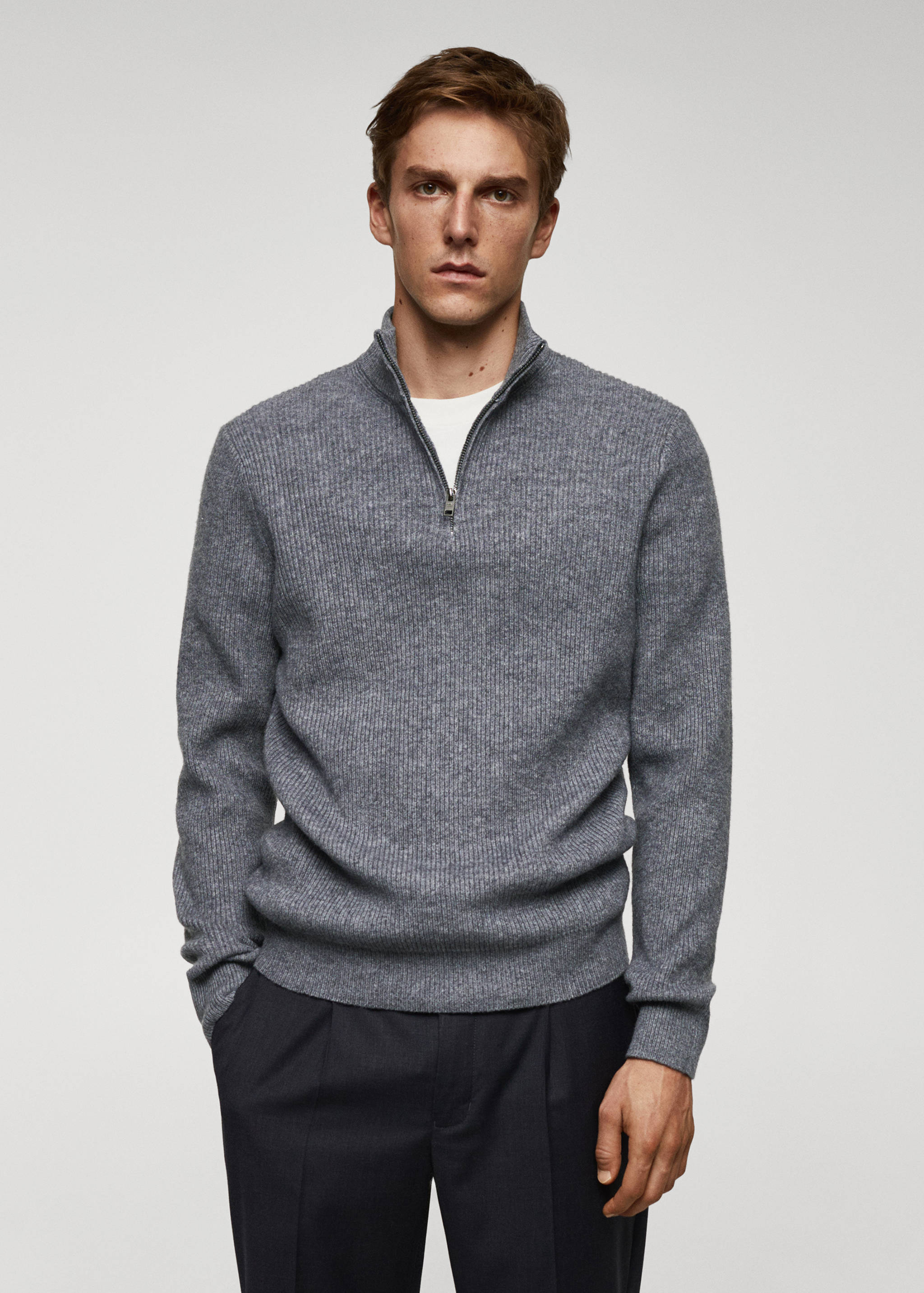 Ribbed sweater with zip - Medium plane