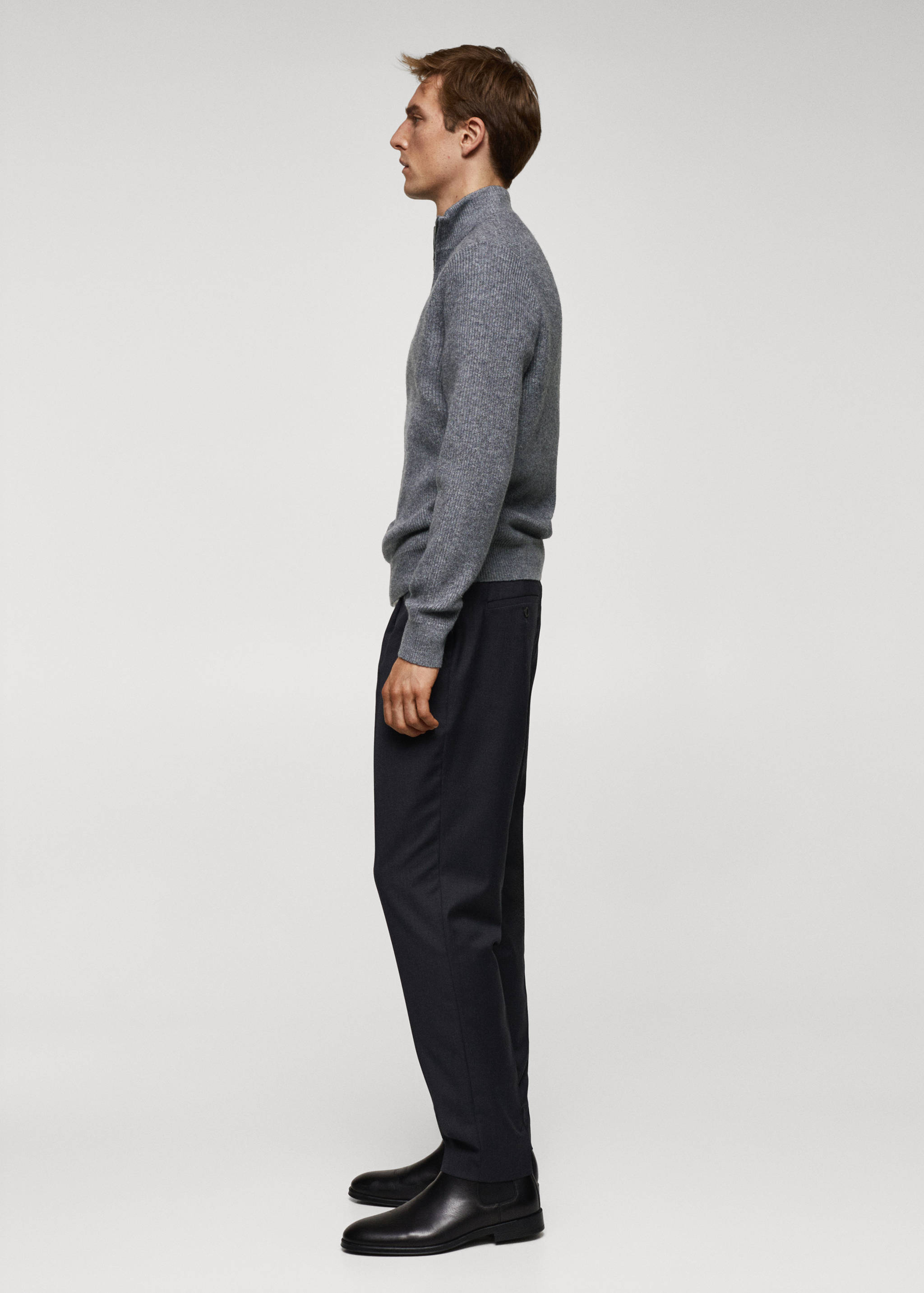 Ribbed sweater with zip - Details of the article 2