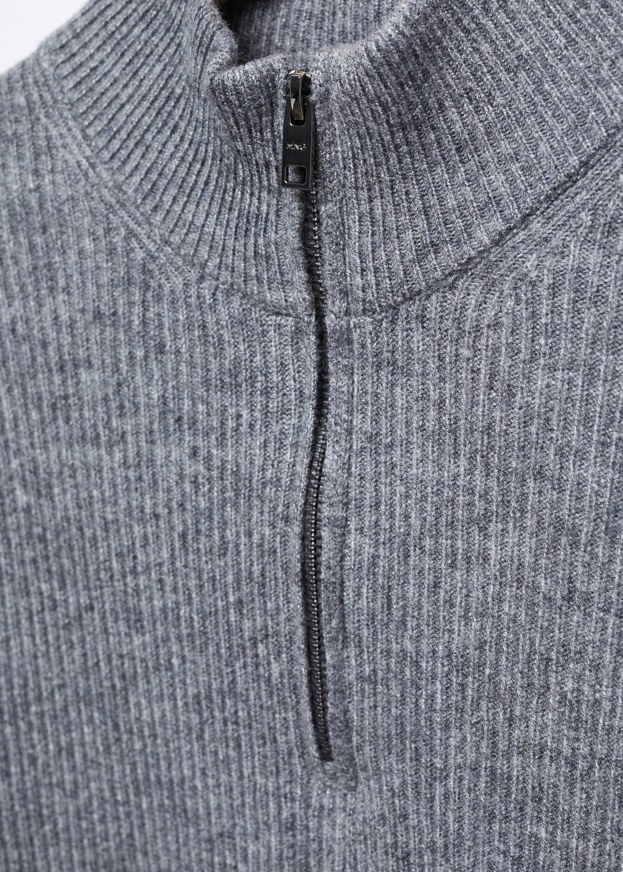 Ribbed sweater with zip - Details of the article 8