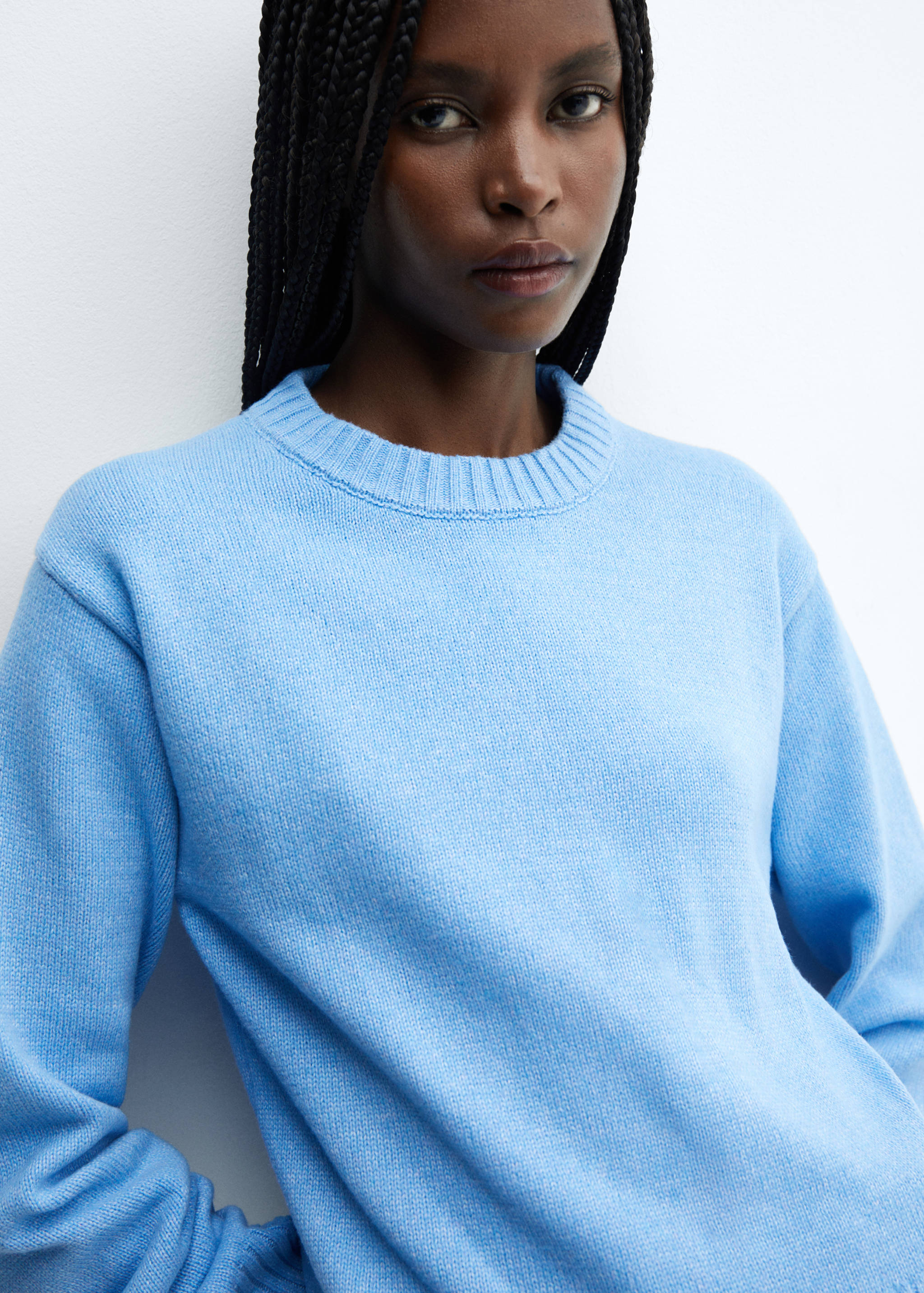 Round-neck knitted sweater - Details of the article 1