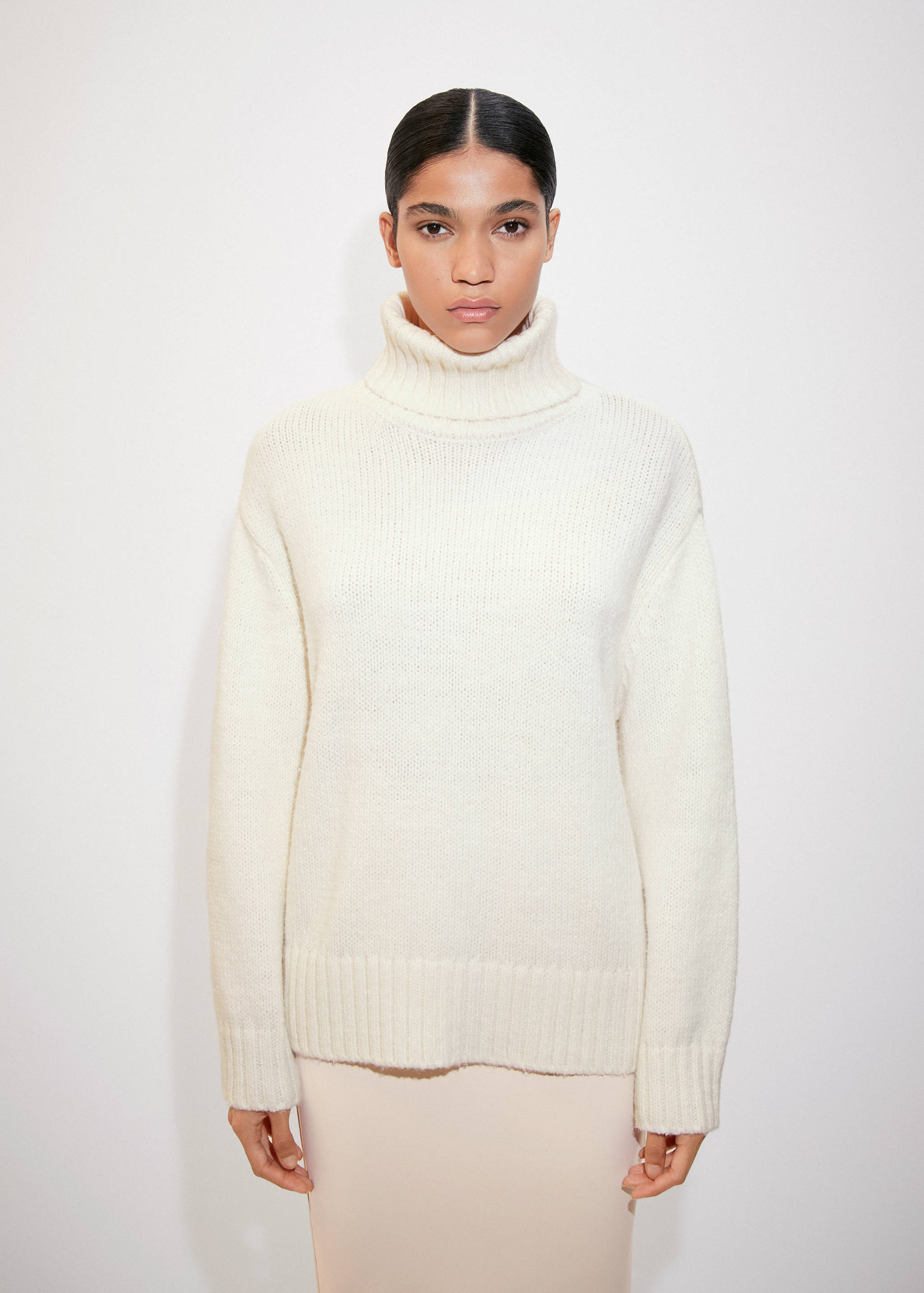 Pull-over dos ouvert - Plan moyen