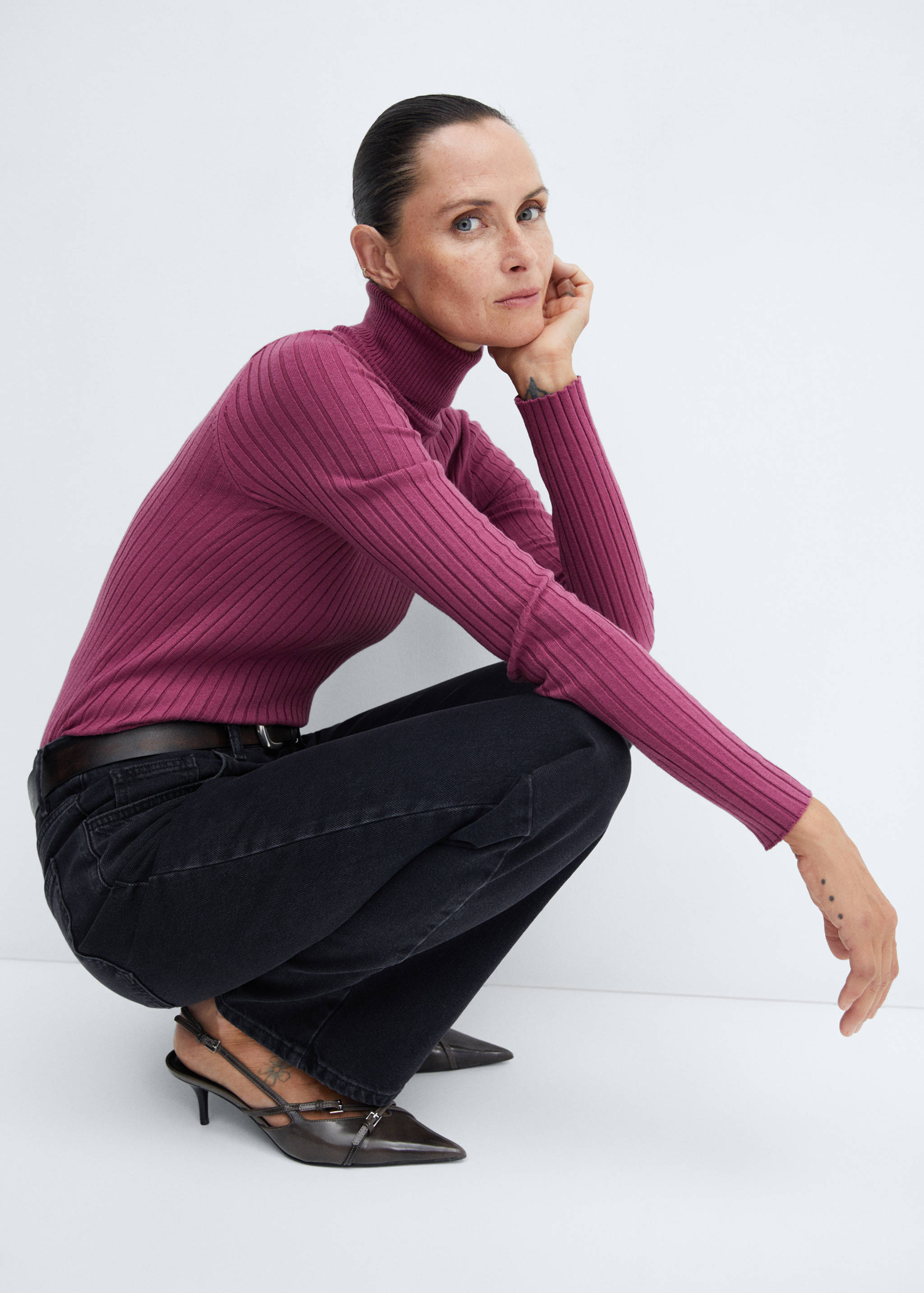 Turtleneck ribbed sweater - Details of the article 2