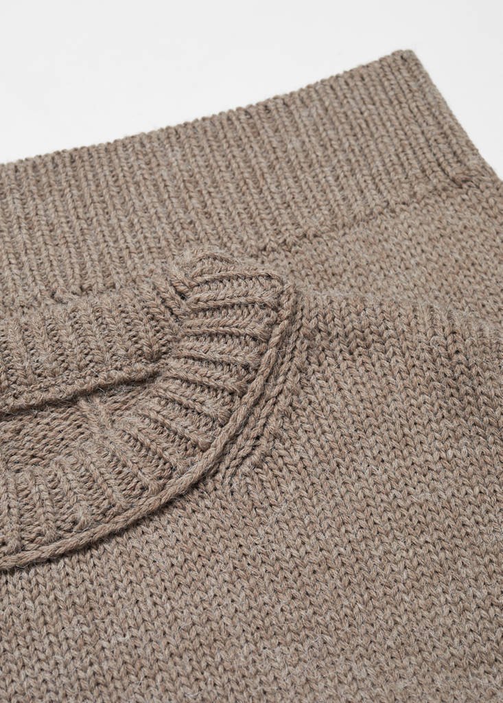 Puffed-sleeved wool sweater — Brown