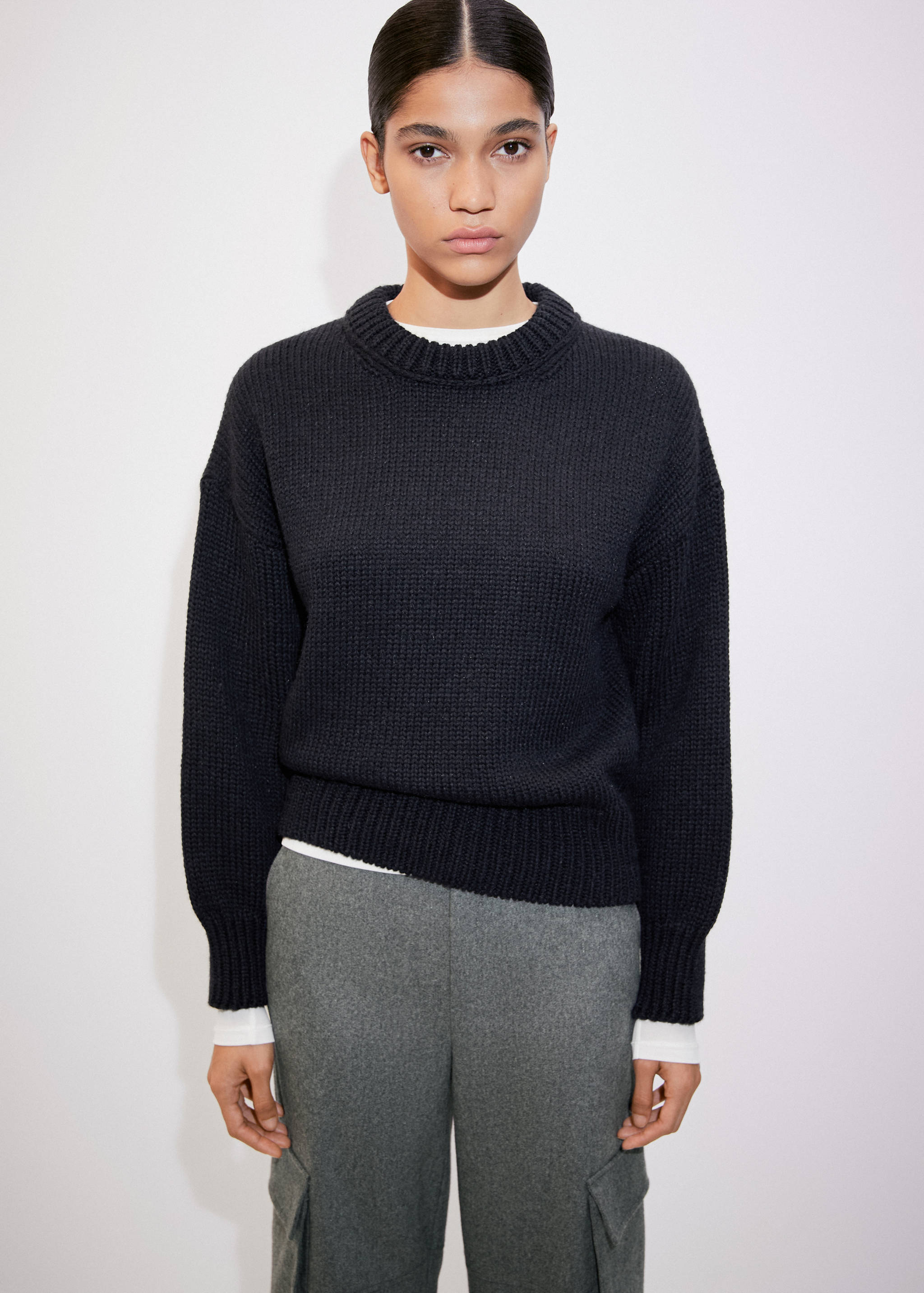 Puffed-sleeved wool sweater - Medium plane