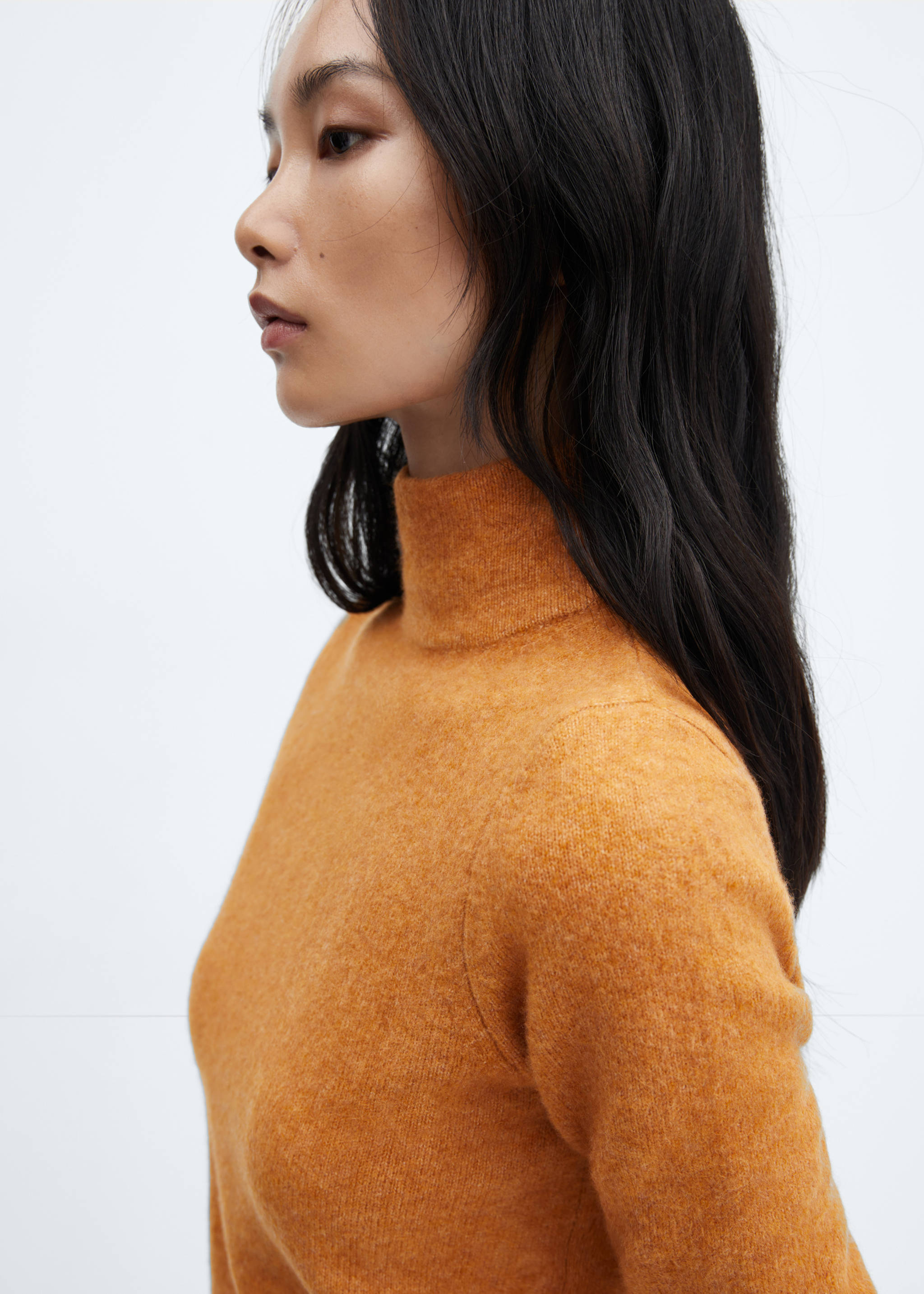Turtleneck knit sweater - Details of the article 1