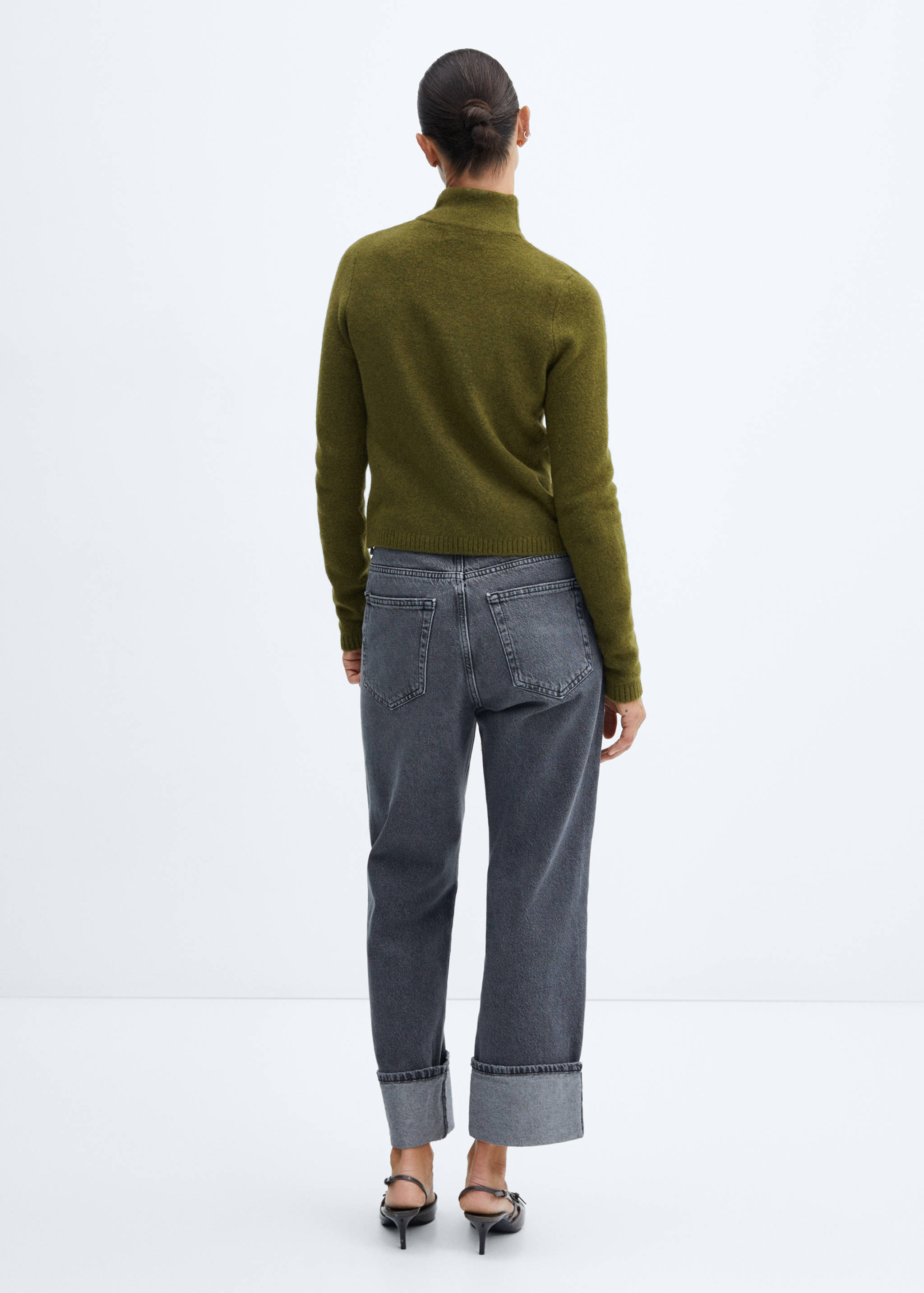Turtleneck knit sweater - Reverse of the article