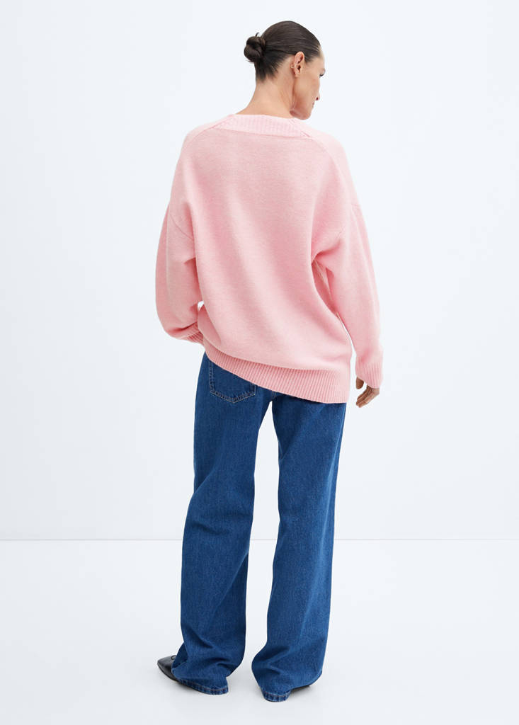 Oversized V-neck sweater — Pink