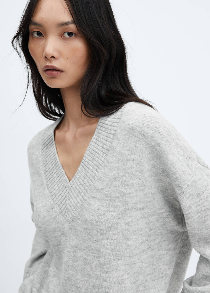 Oversized V-neck sweater — Light Heather Grey