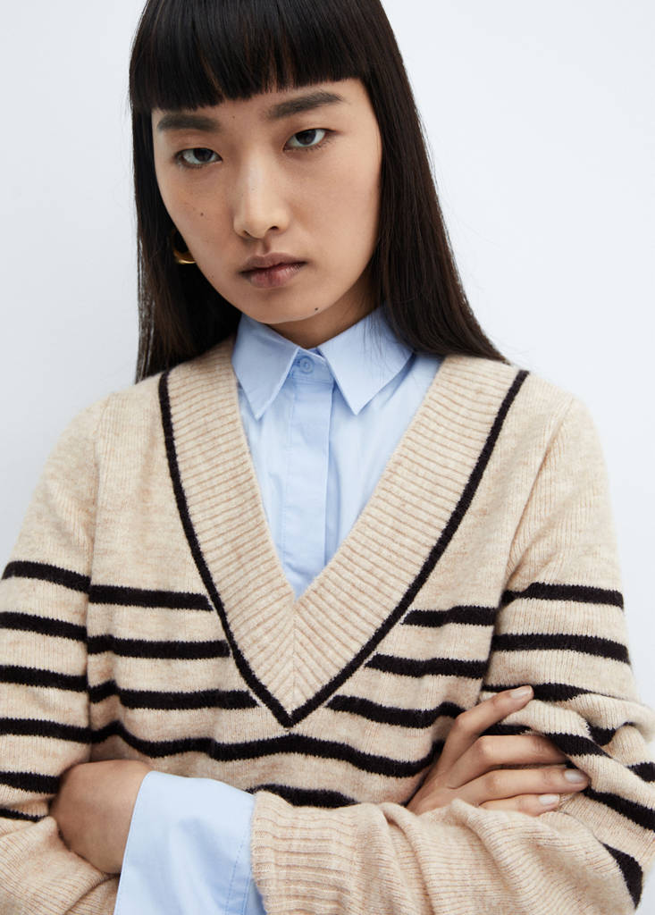 V-neck striped sweater — Sand