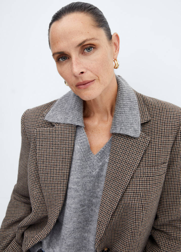 Polo-neck sweater with shoulder pads — Grey