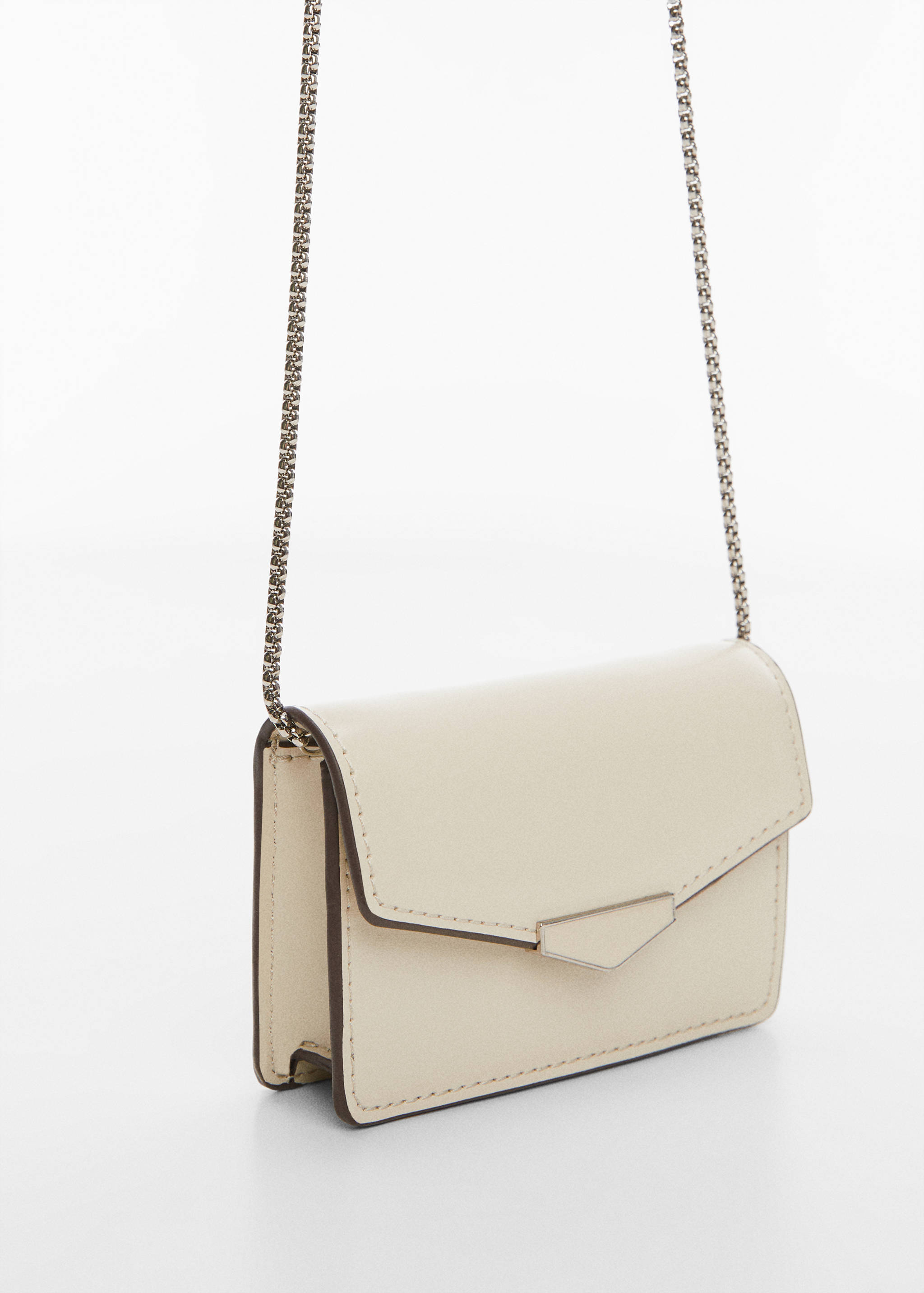 Mini bolso solapa cadena - Plano medio