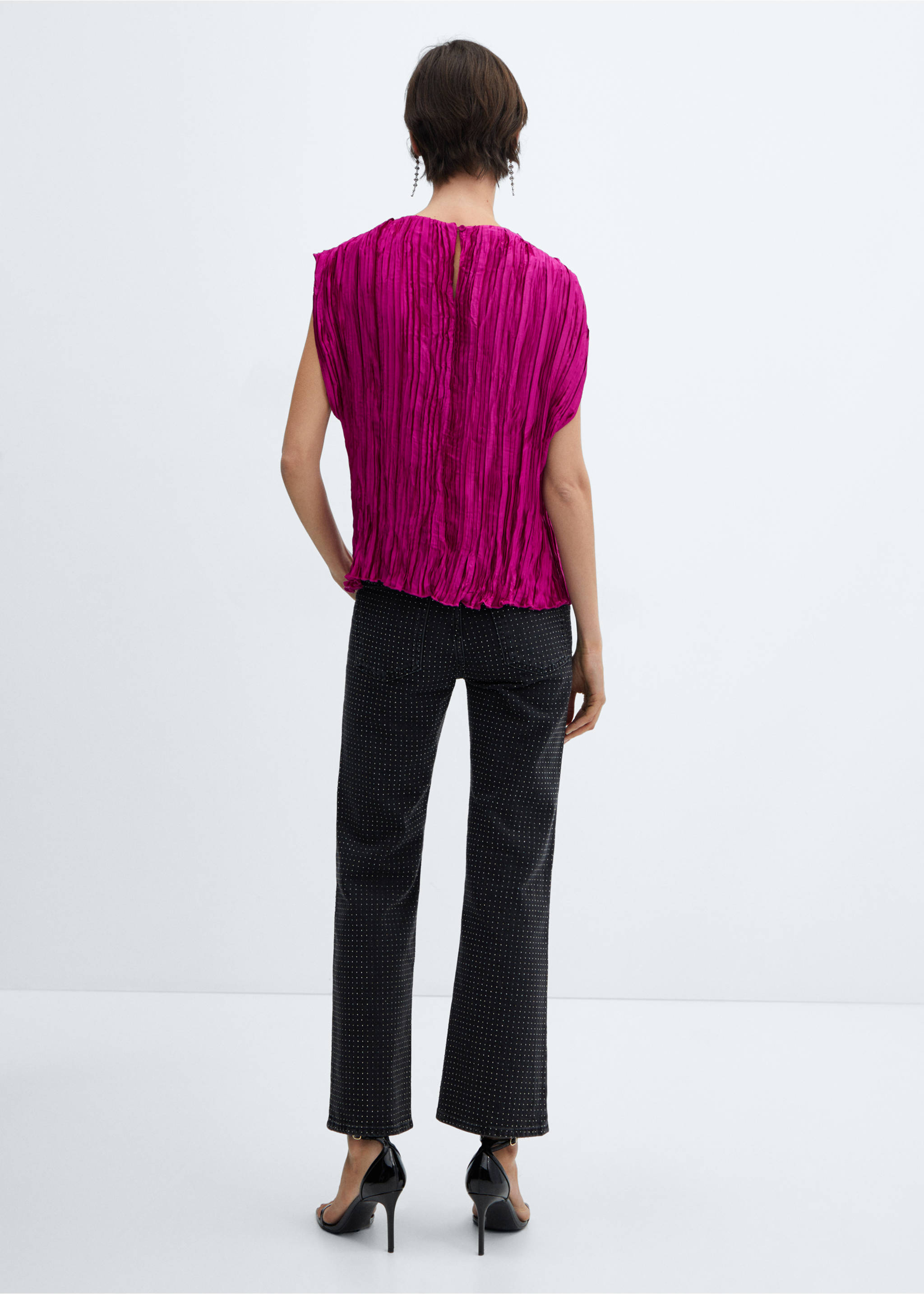Blouse plissée satinée - Verso de l’article, Fuchsia. Ref: 57009101-00.