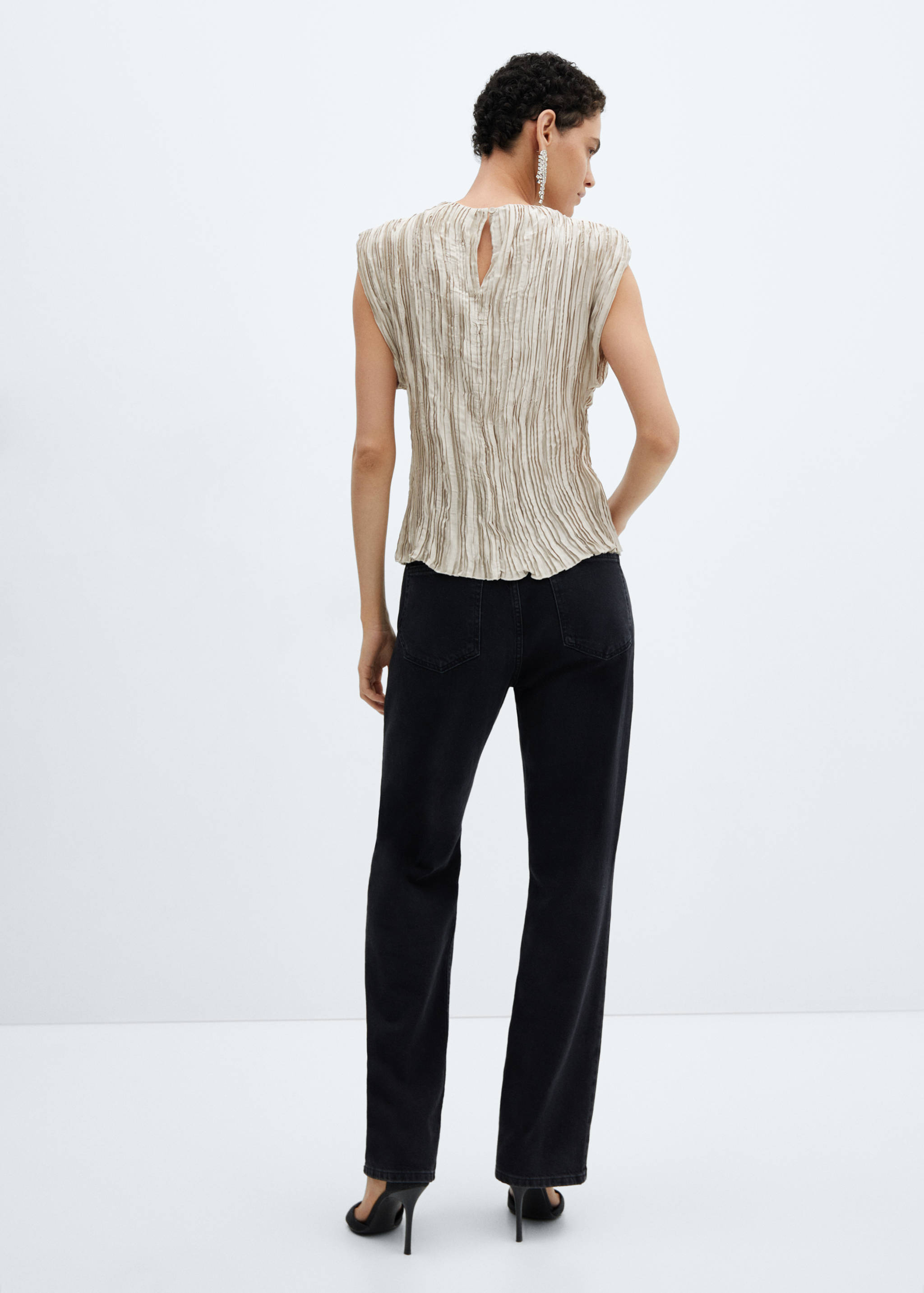 Satin pleated blouse - Reverse of the article