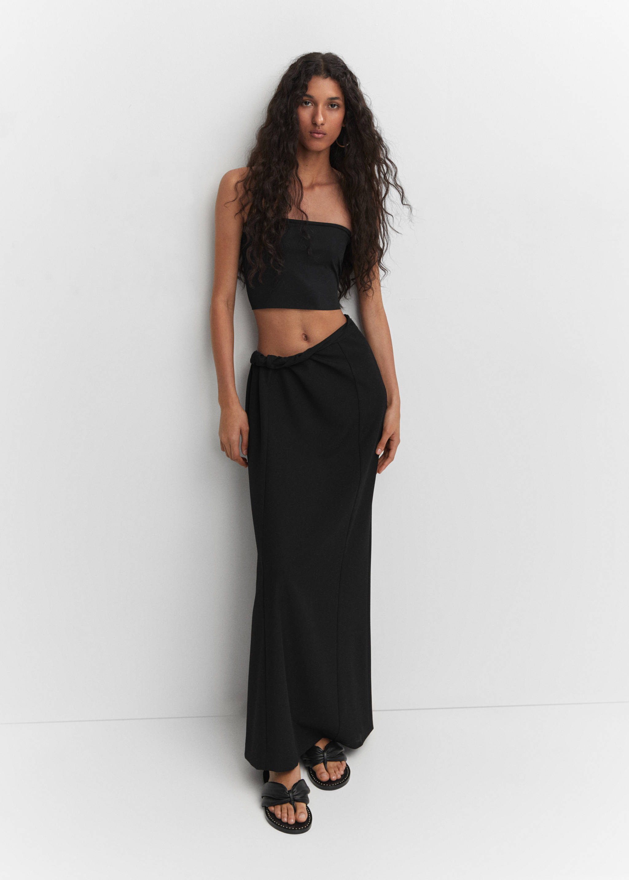 Кожаные шлепанцы с заклепками - Общий план