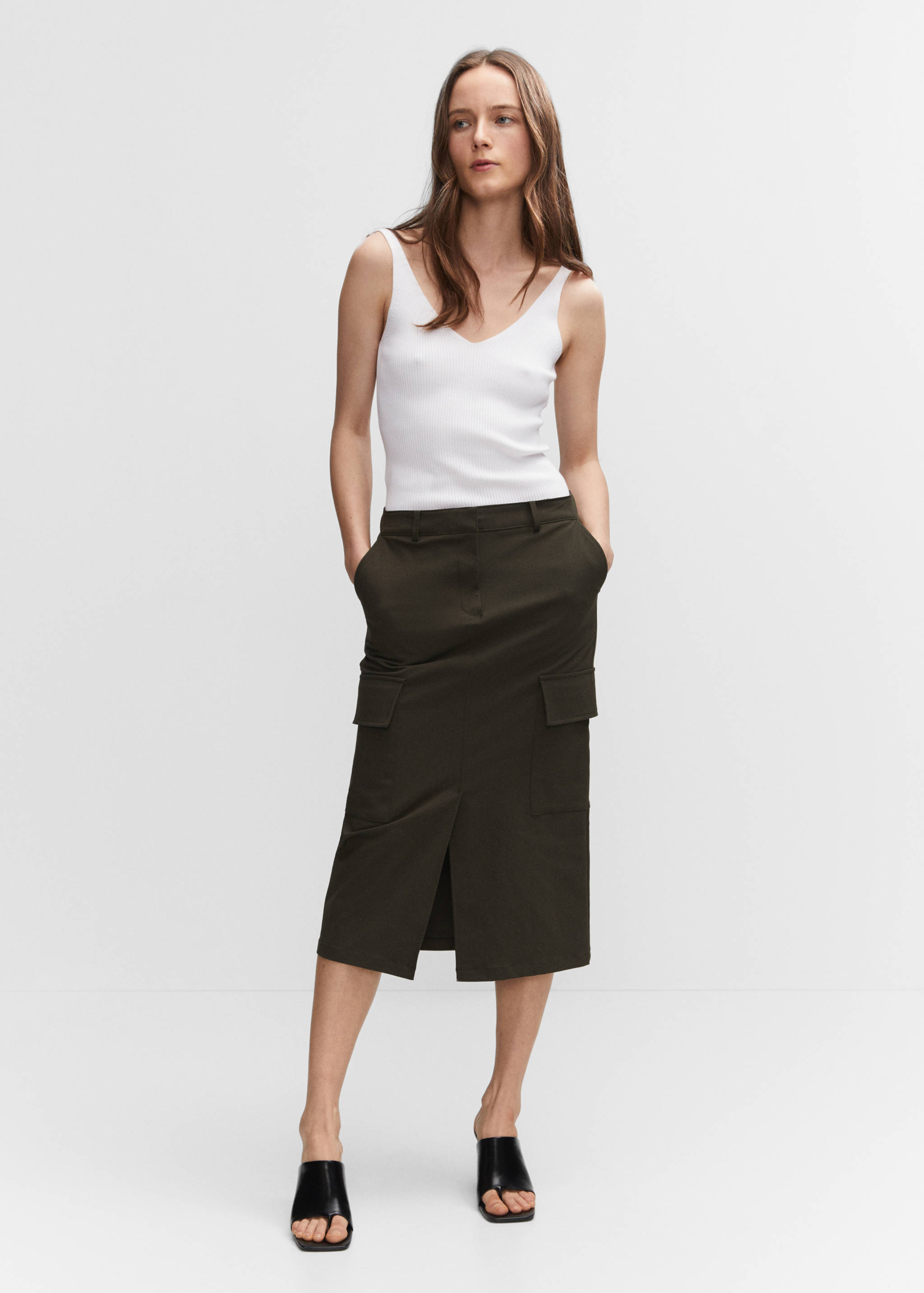 V-neck knitted top - General plane