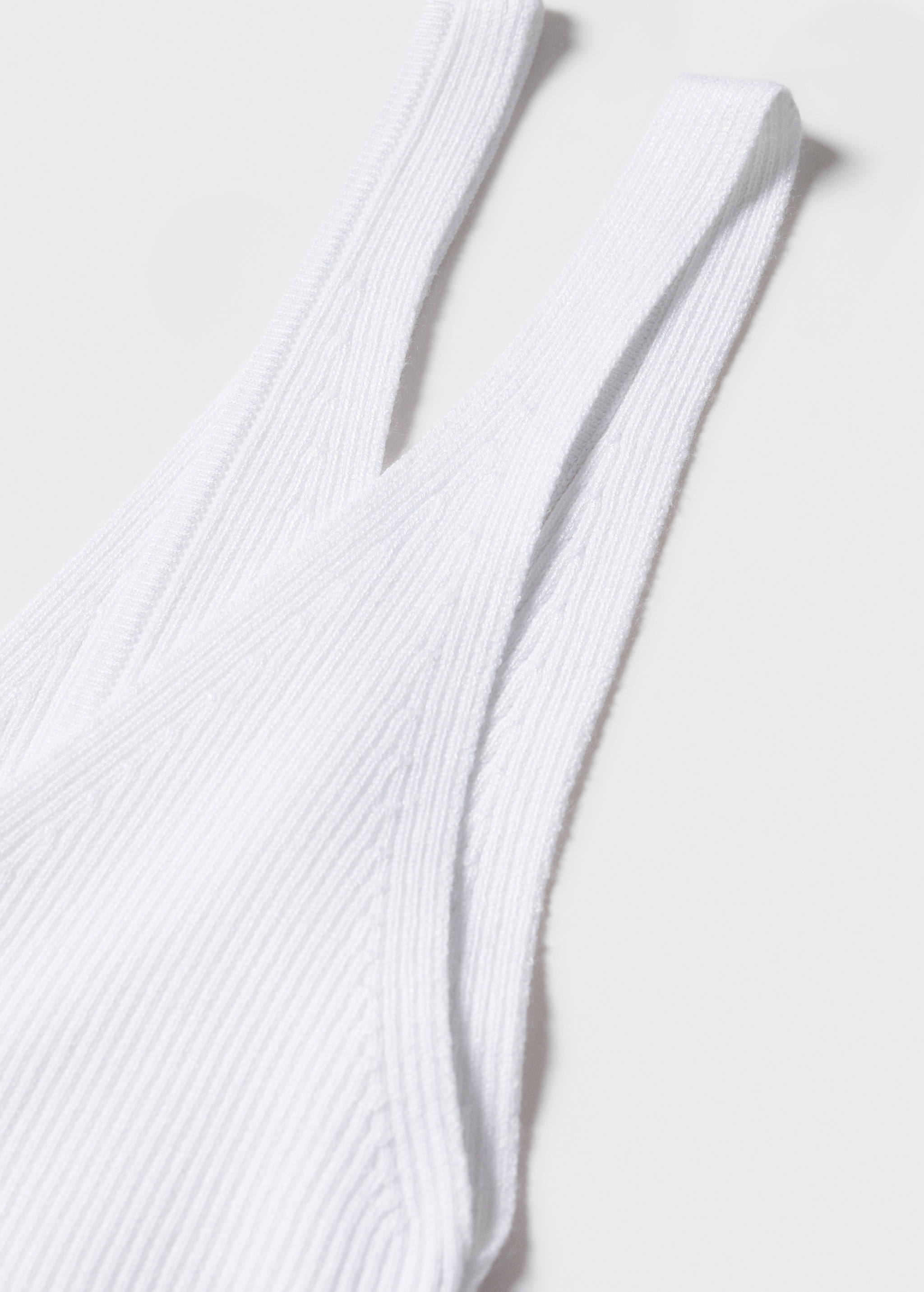 V-neck knitted top - Details of the article 8