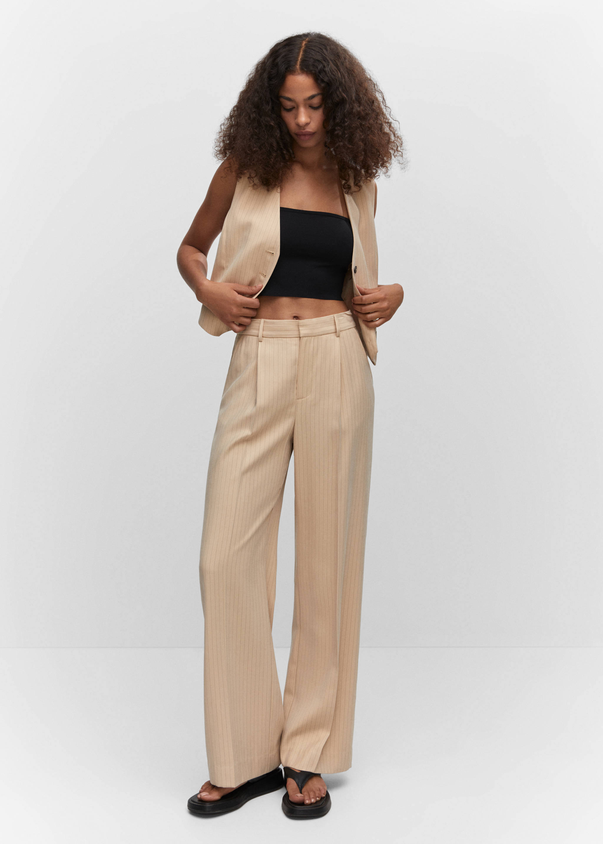 Укороченный топ без швов - Общий план