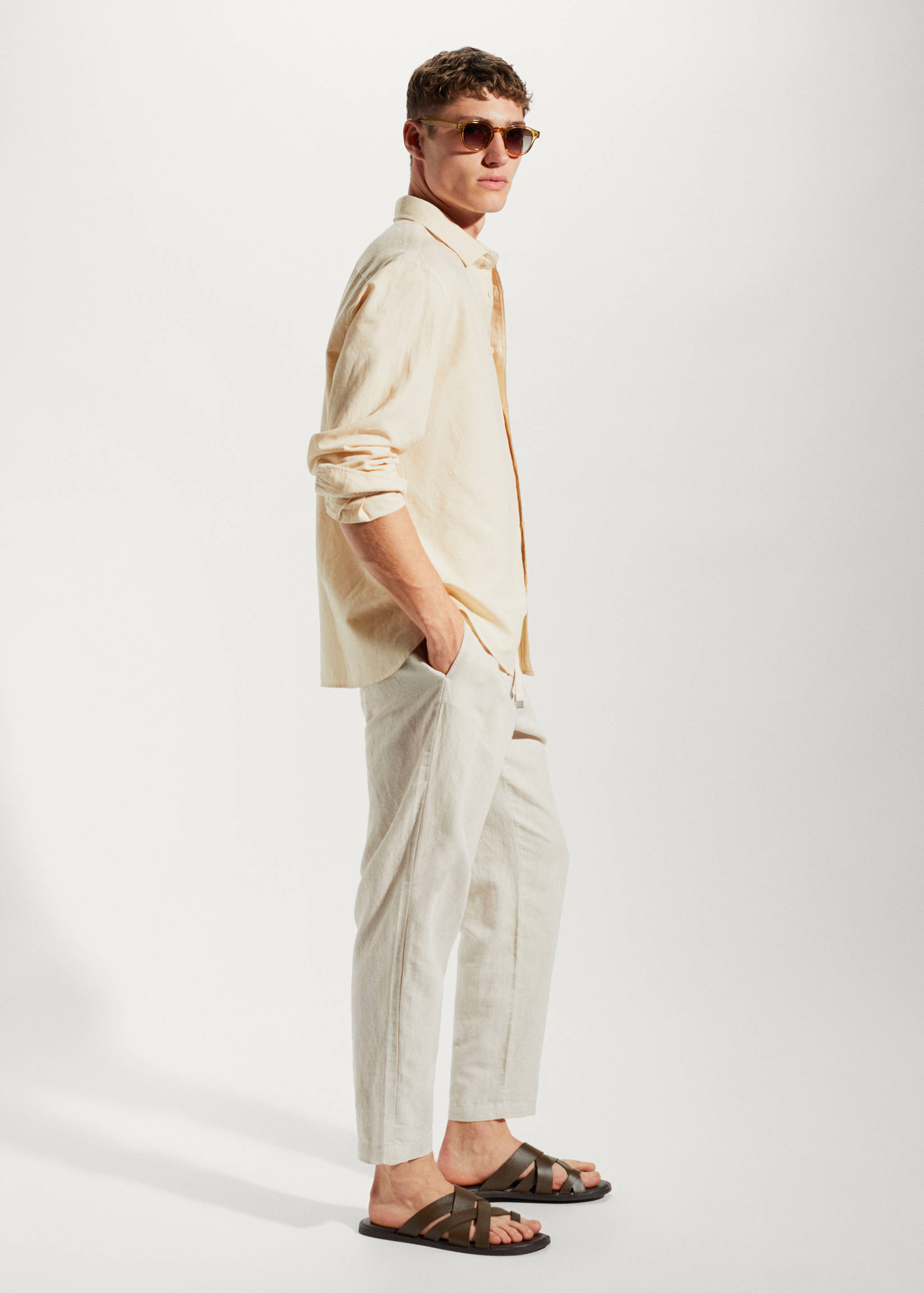 Regular-fit linen cotton shirt - Details of the article 2