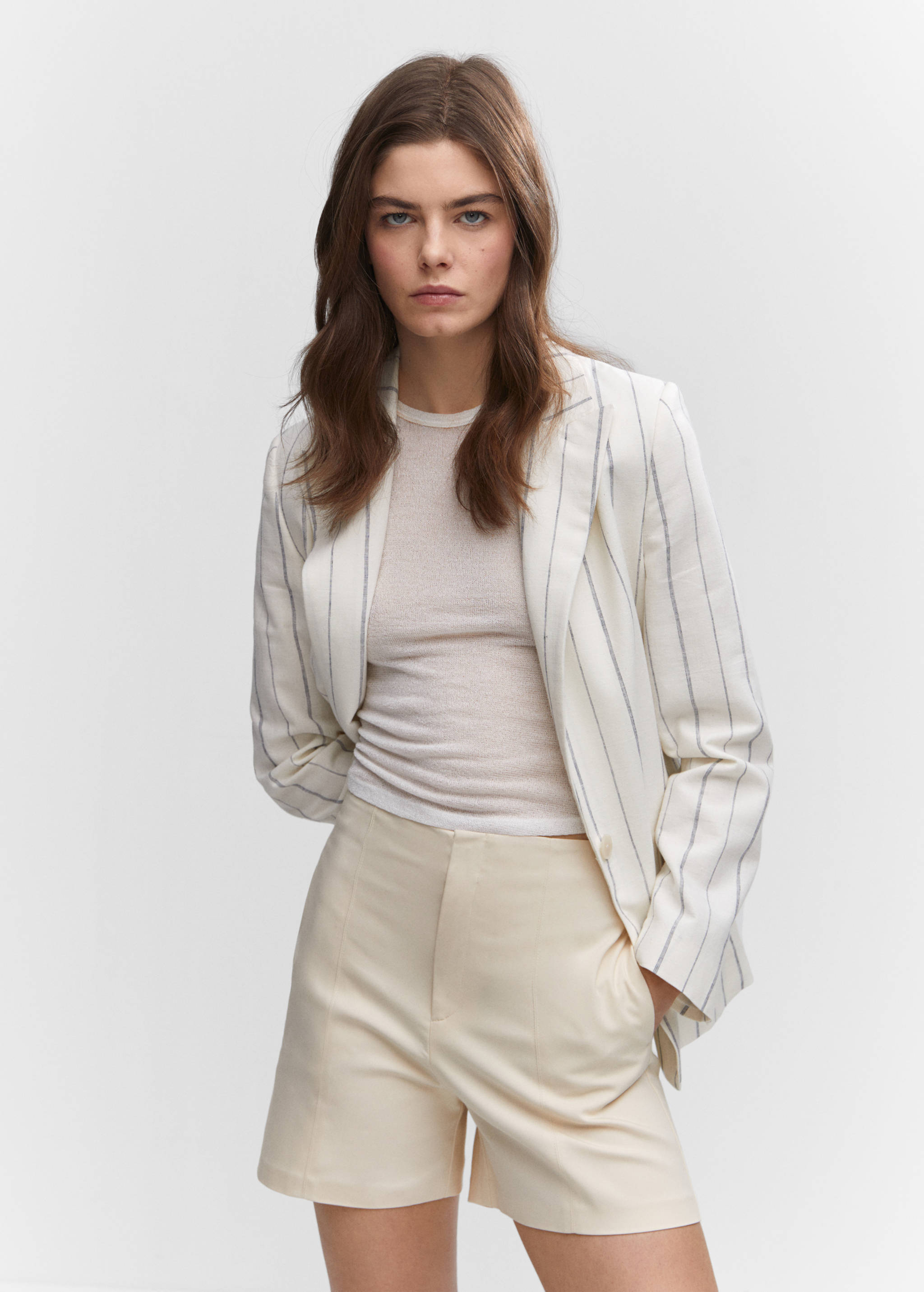 High-waist straight shorts - Medium plane