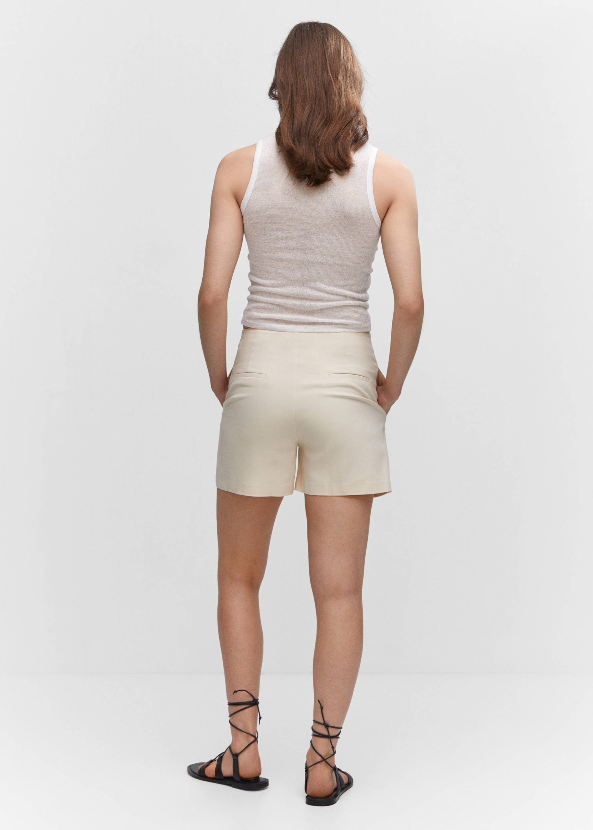 High-waist straight shorts - Reverse of the article