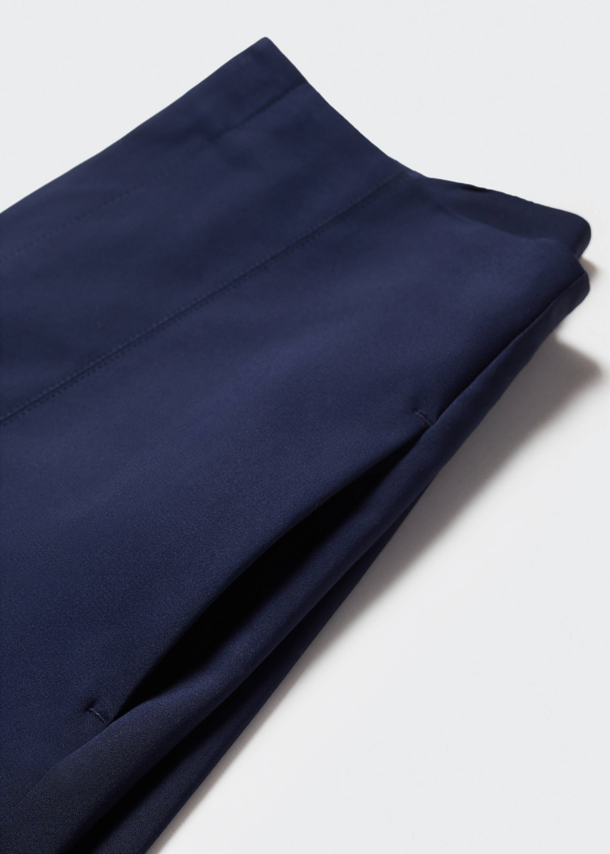 High-waist straight shorts - Details of the article 8