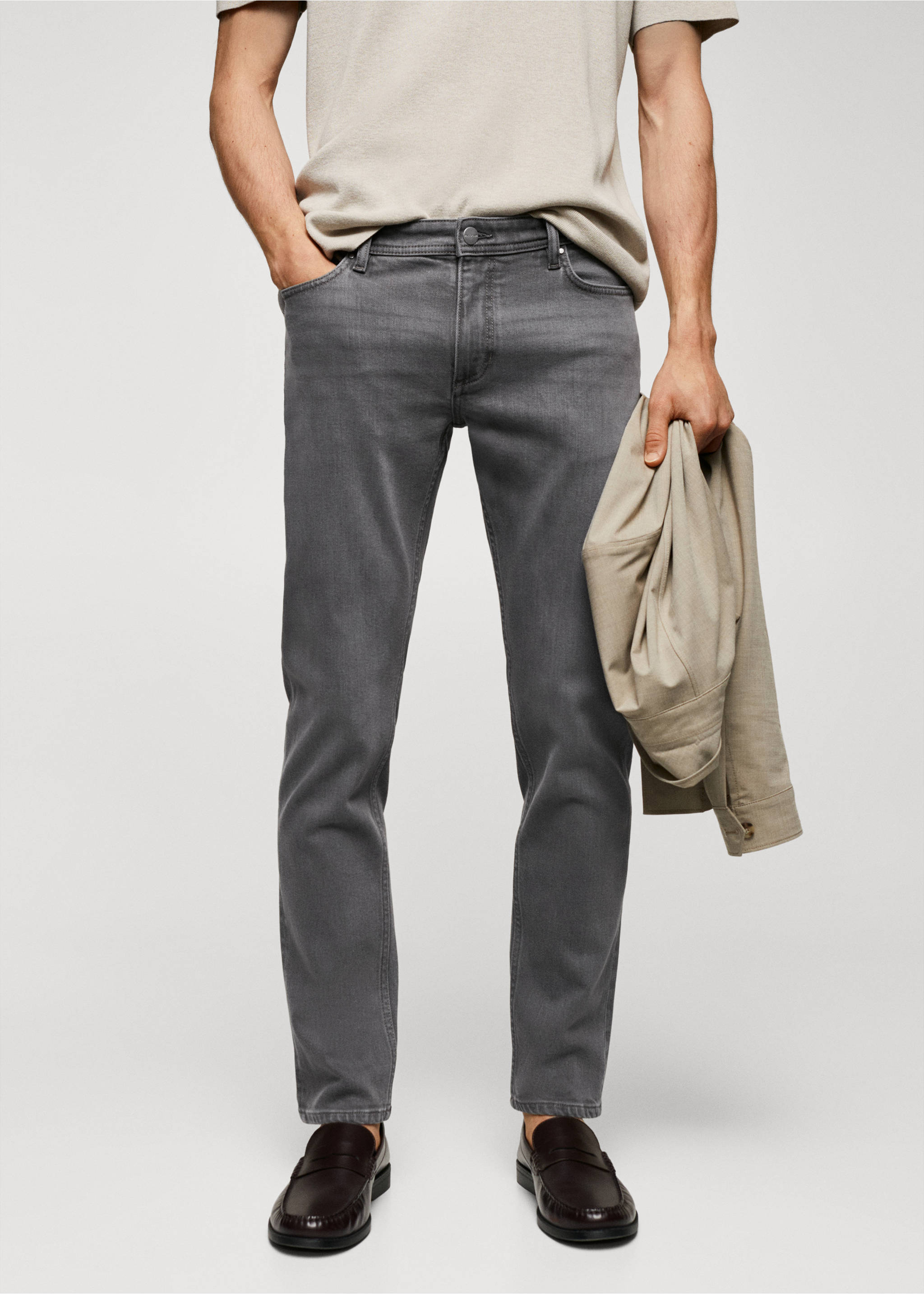 Jeans Jan slim fit - Plano medio, Gris. Ref: 57010690-00.
