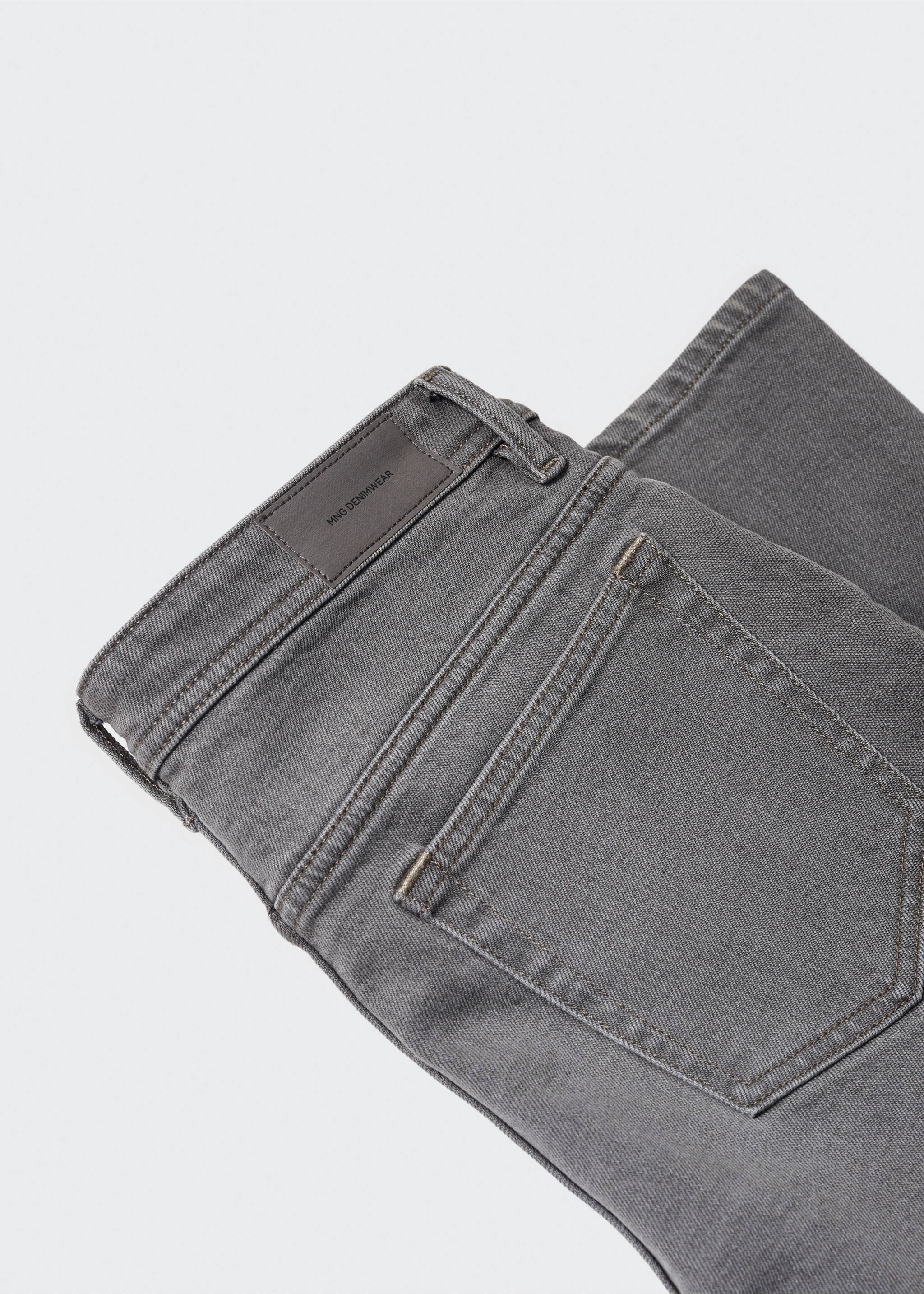 Jeans Jan slim fit - Detalle del artículo 8, Gris. Ref: 57010690-00.
