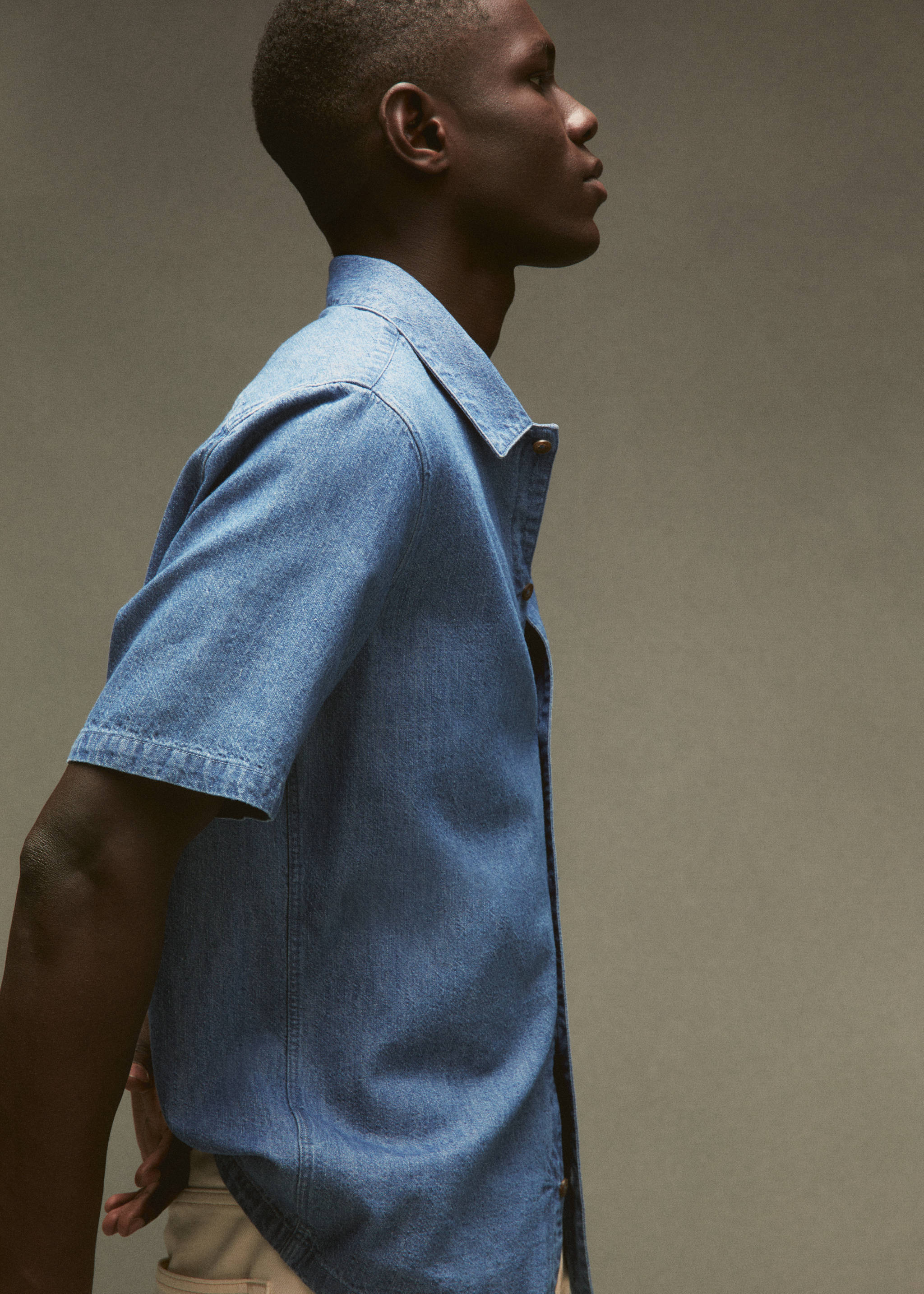 100% cotton chambray shirt - Details of the article 6