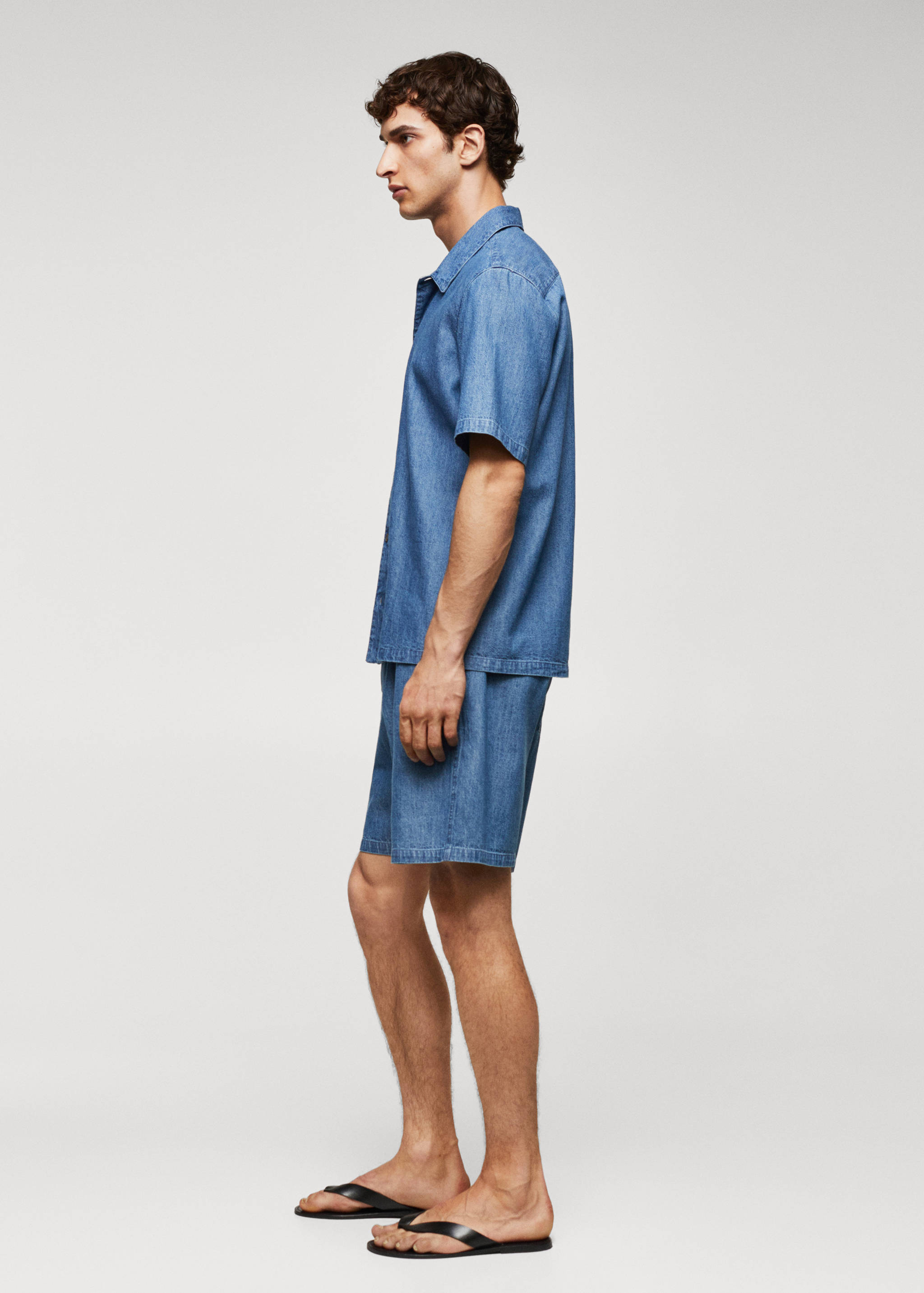 100% cotton chambray shirt - Details of the article 2