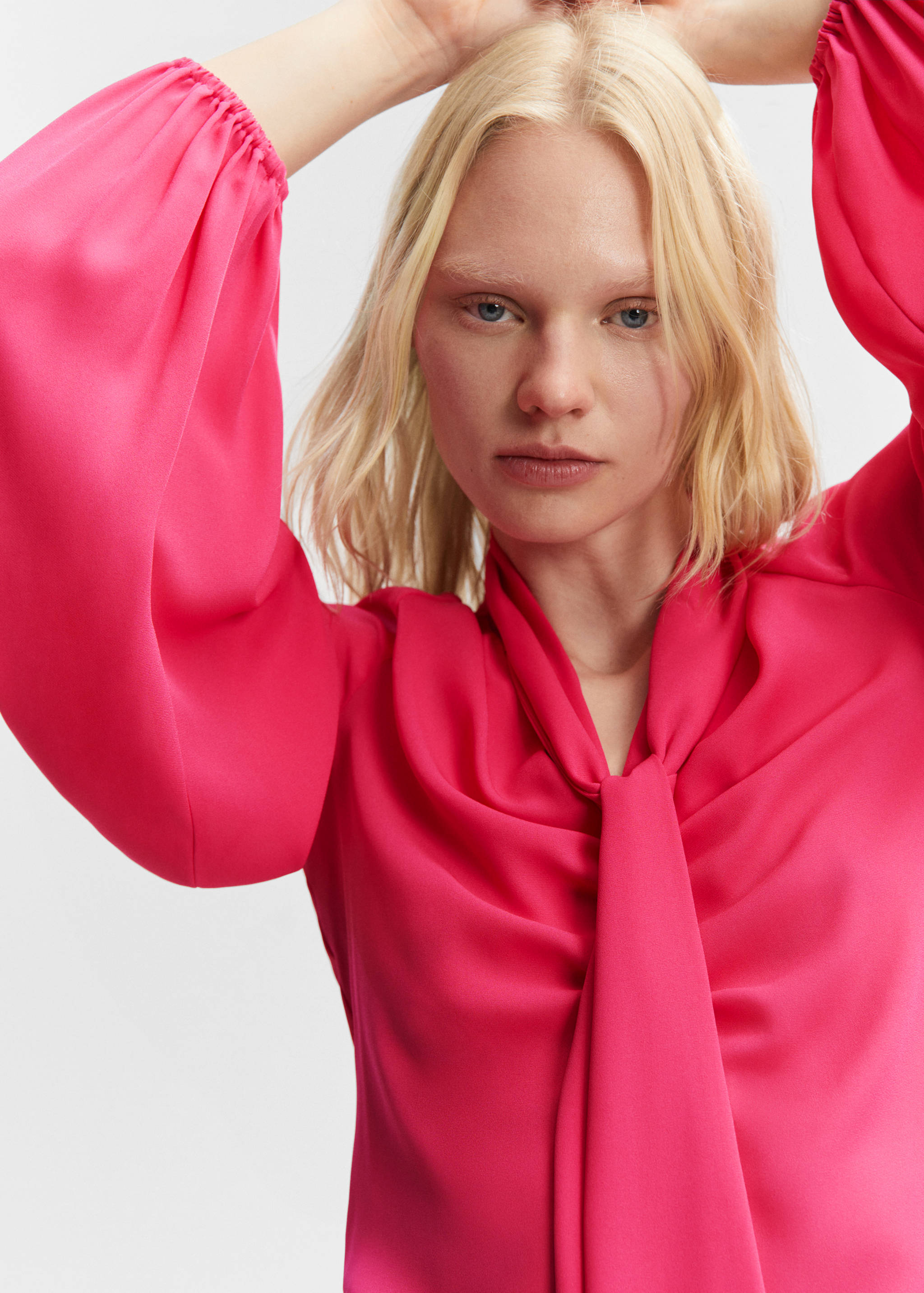 Blusa lazo manga abullonada - Detalle del artículo 1