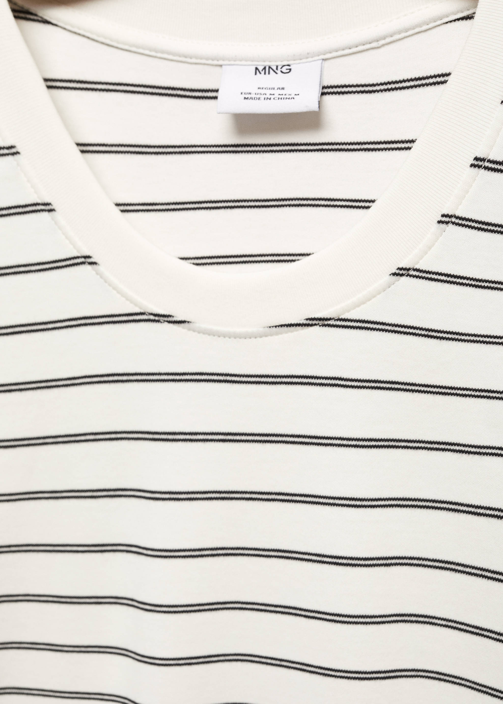 Футболка 100% хлопок в полоску - Деталь изделия 8