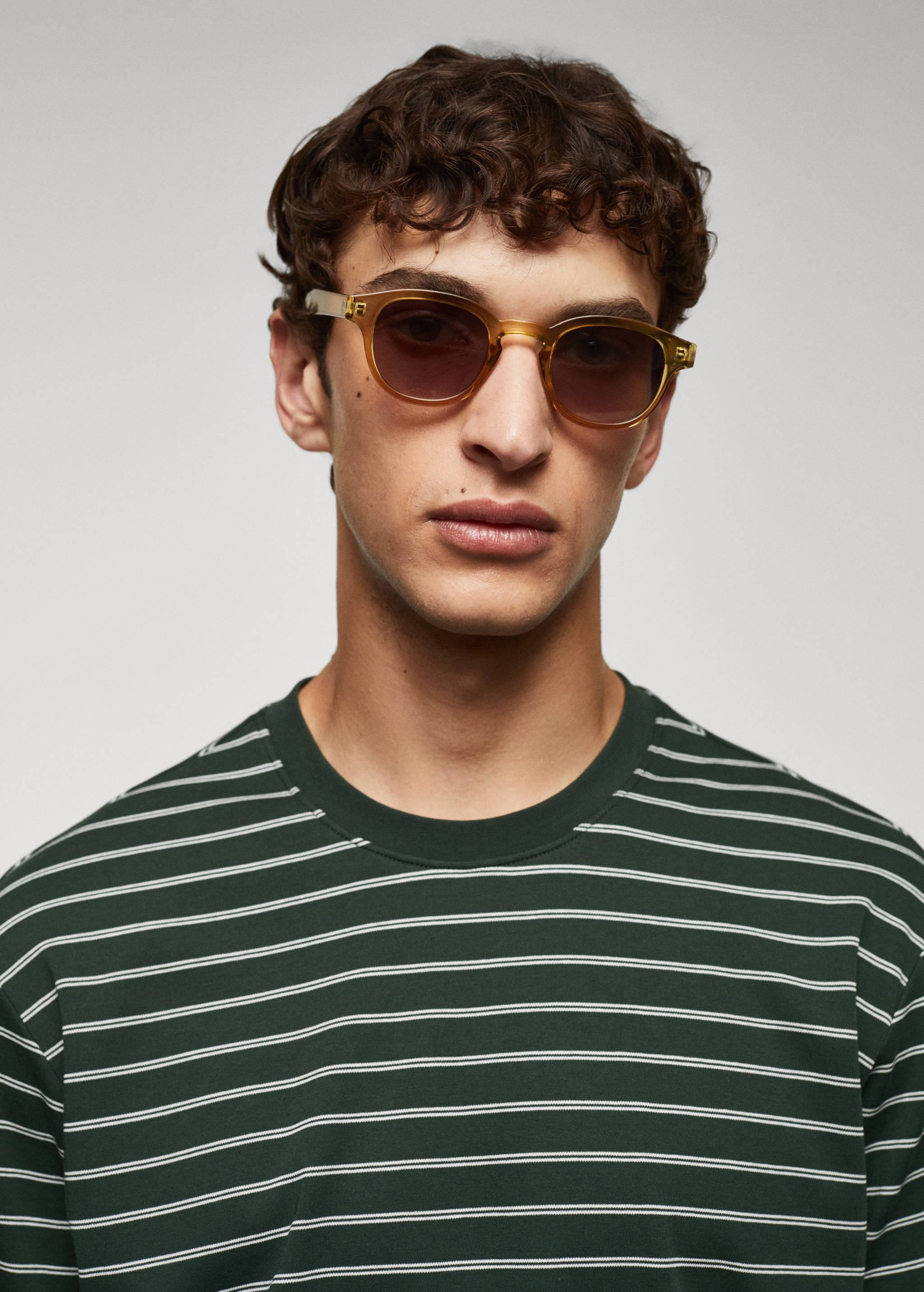 Футболка 100% хлопок в полоску - Деталь изделия 1