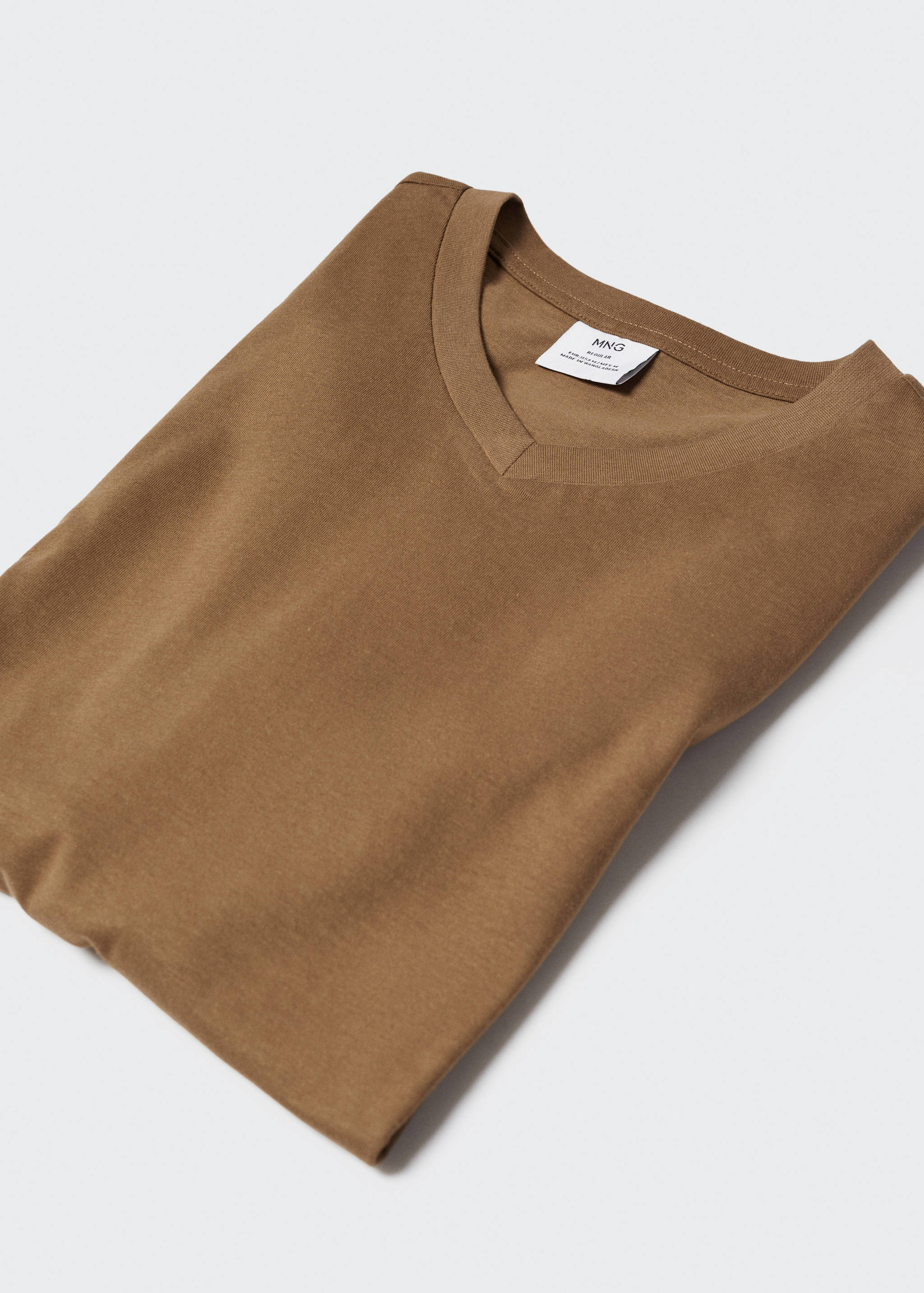 Basic cotton V-neck T-shirt - Details of the article 8