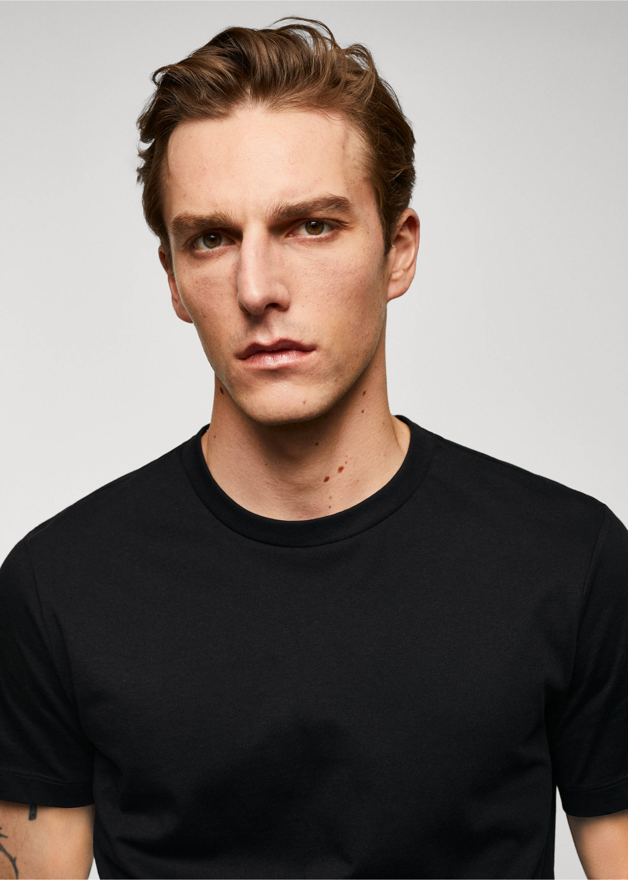 T-shirt essentiel coton comfort stretch - Détail de l'article 1, Noir. Ref: 57010795-00.