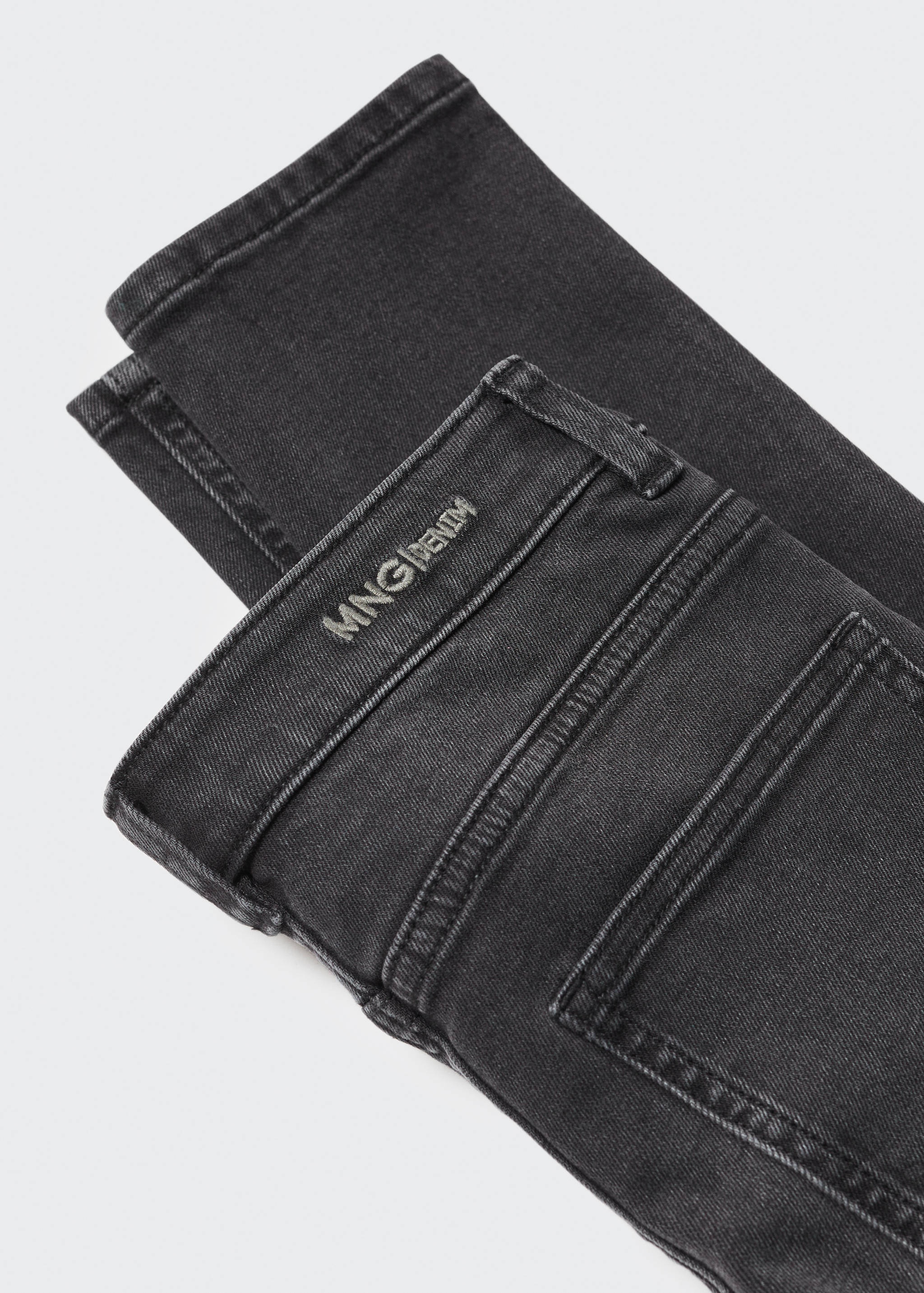 Slim-fit jeans - Details of the article 8