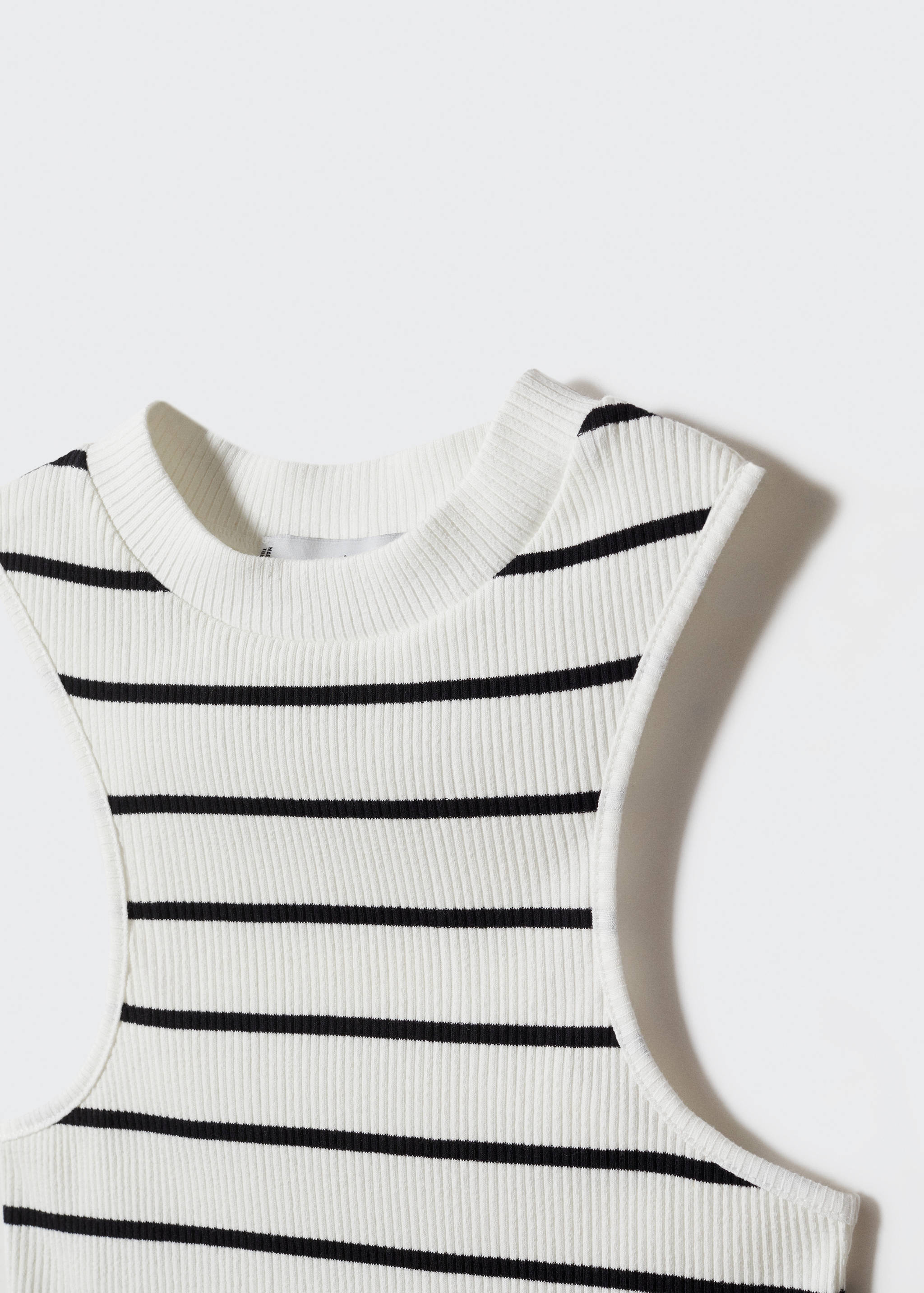 Striped top with perkins neck - Details of the article 8