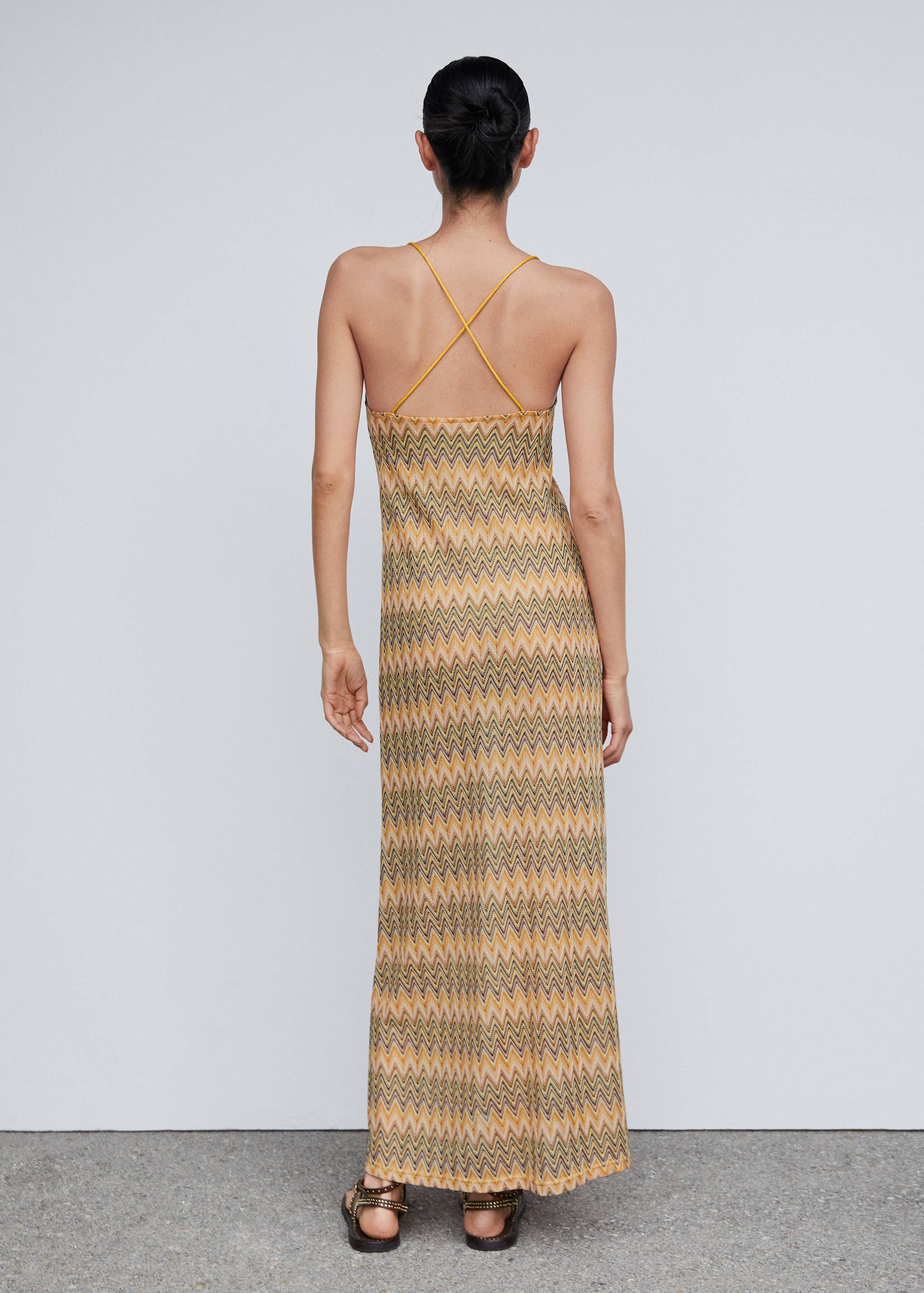 Geometric pattern dress - Reverse of the article