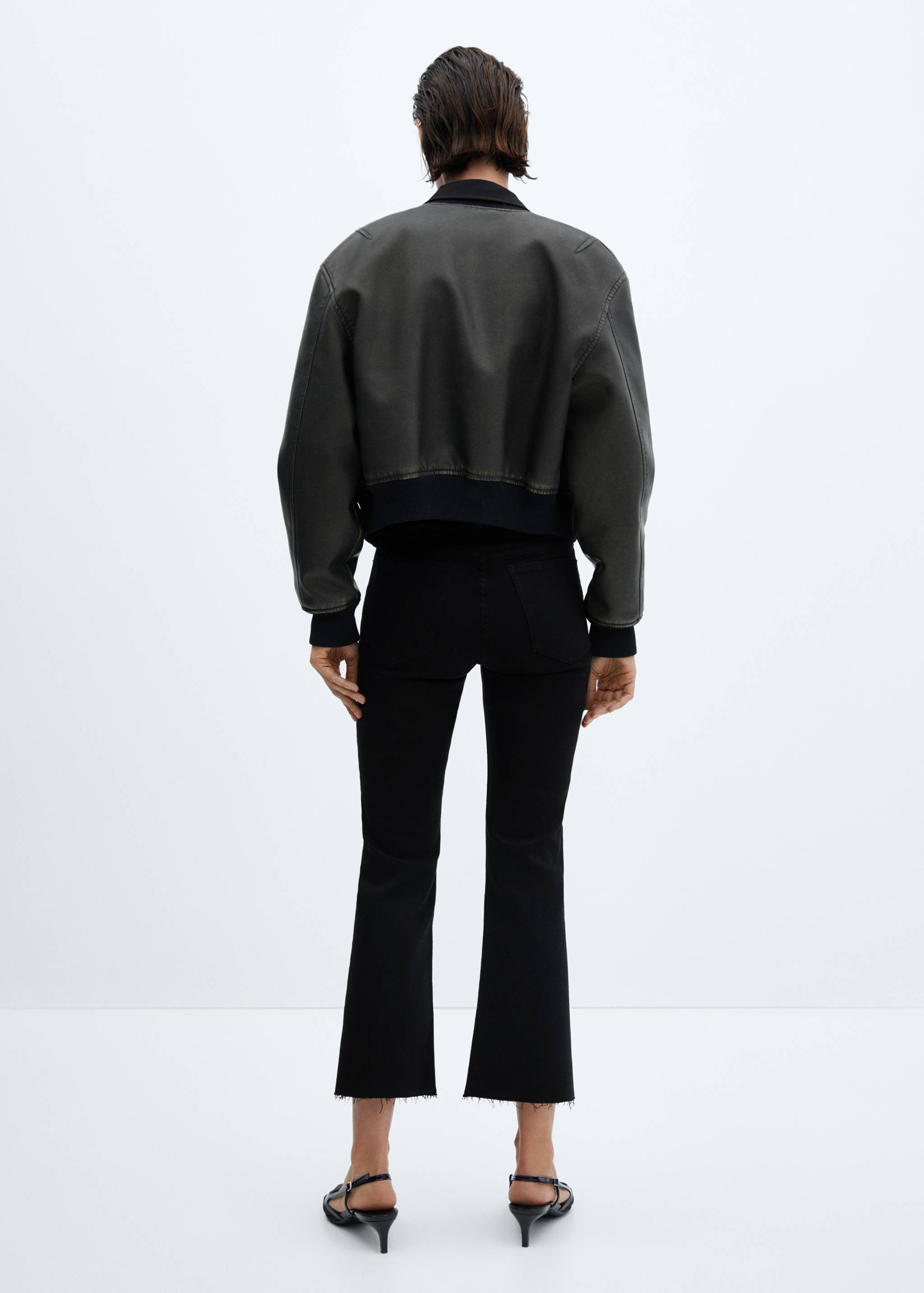 Sienna flared cropped jeans - Reverse of the article