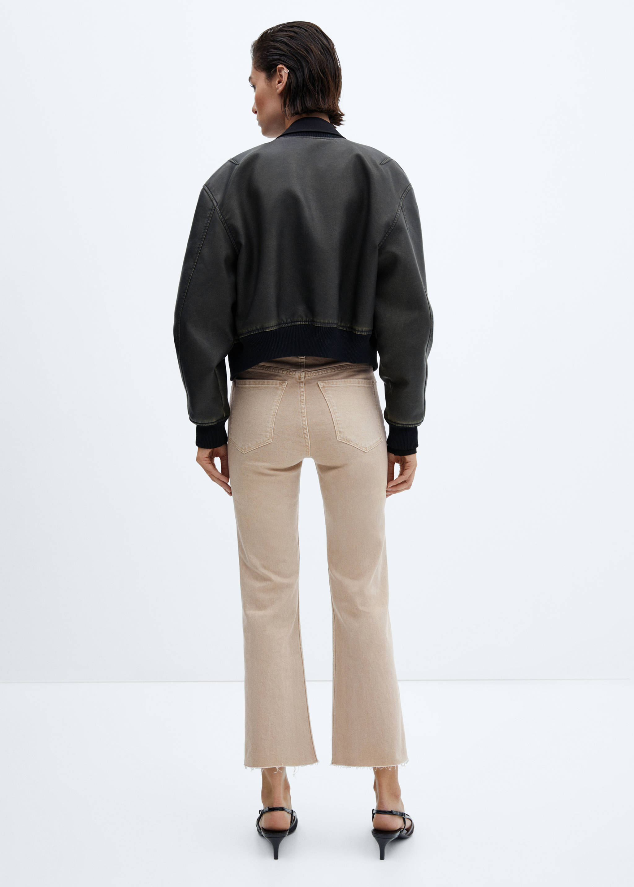 Sienna flared cropped jeans - Reverse of the article