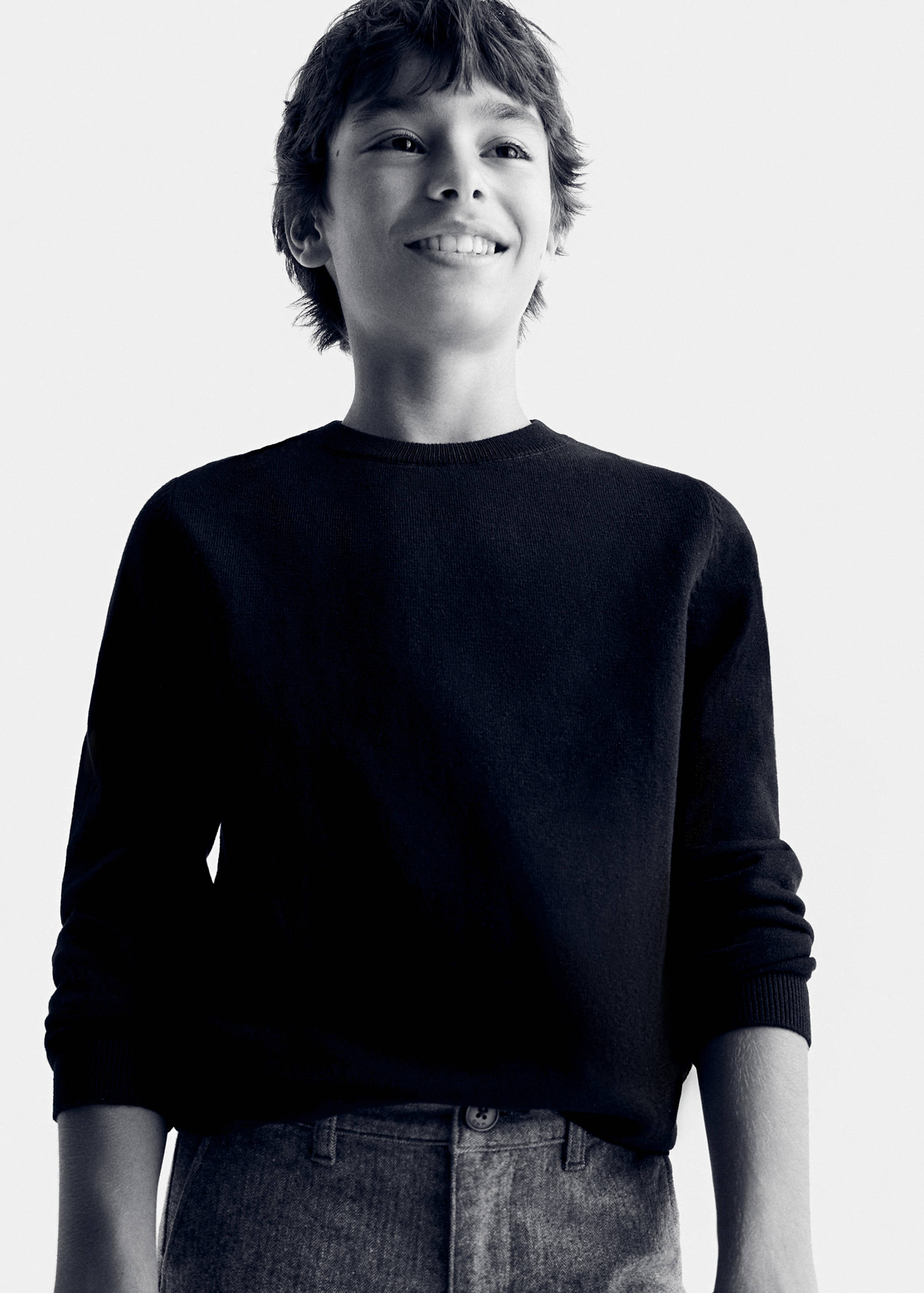 Knitted cotton sweater - General plane