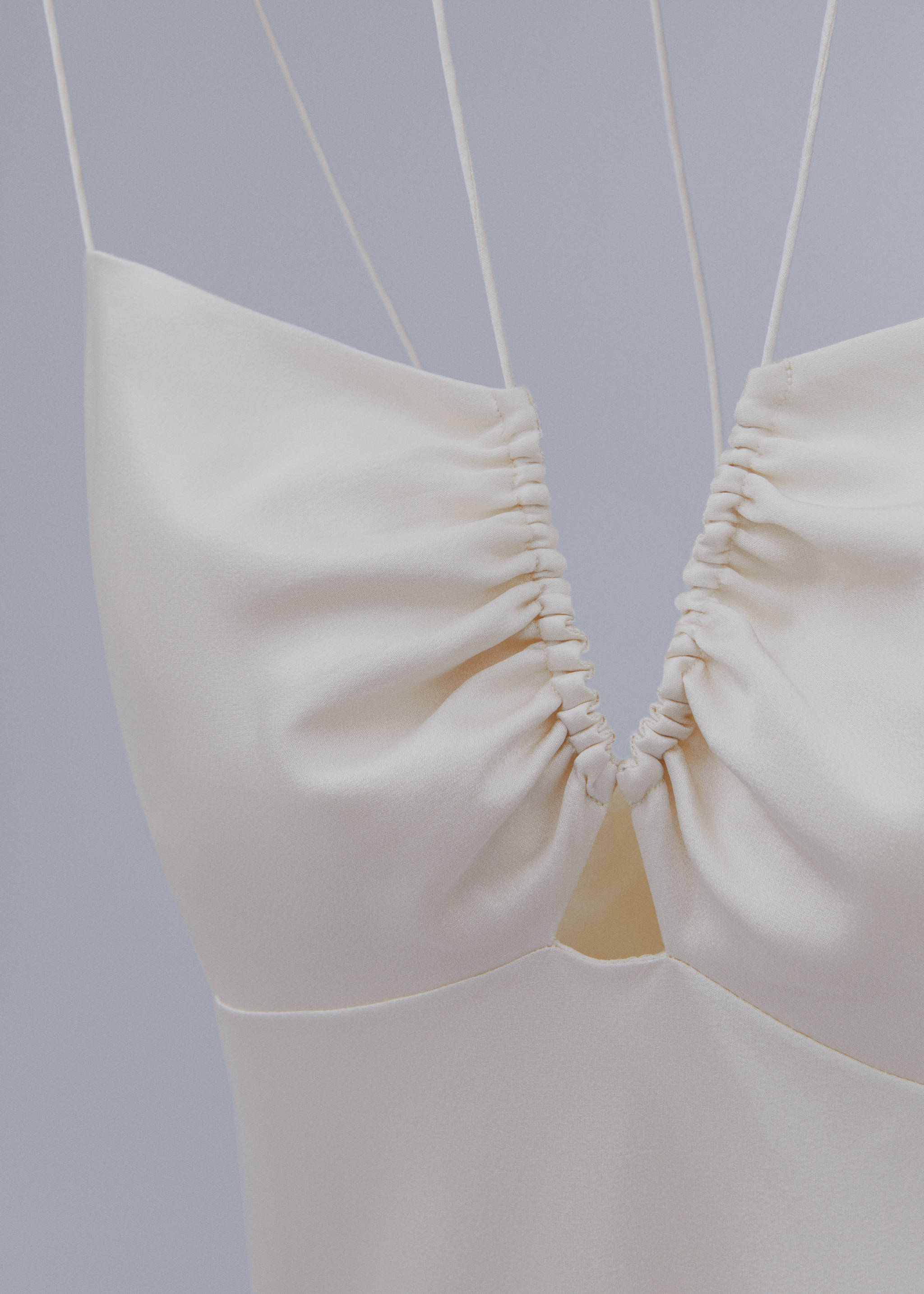 Satin dress with crossed straps - Details of the article 8