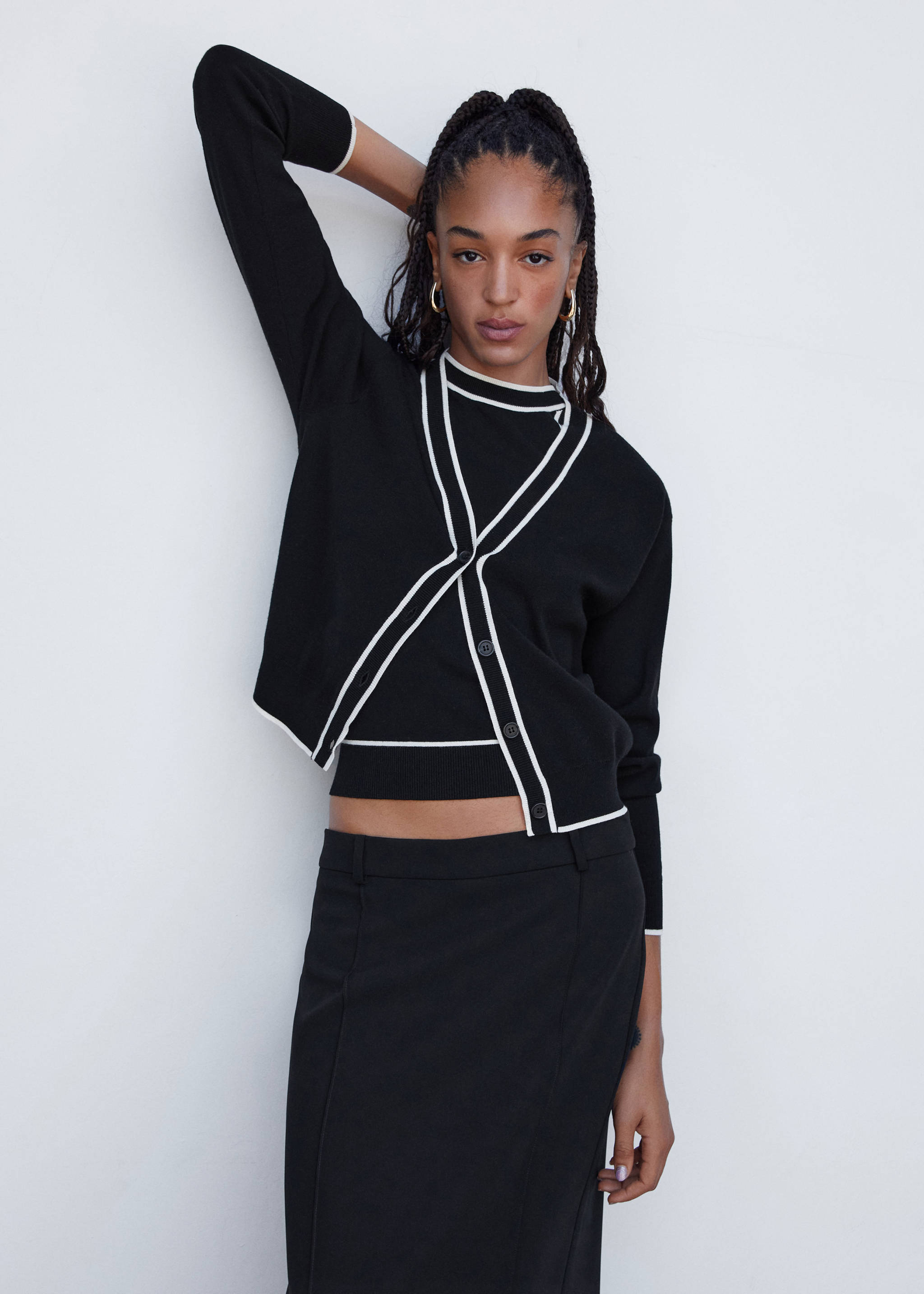 Knitted cardigan with contrast detail - Medium plane