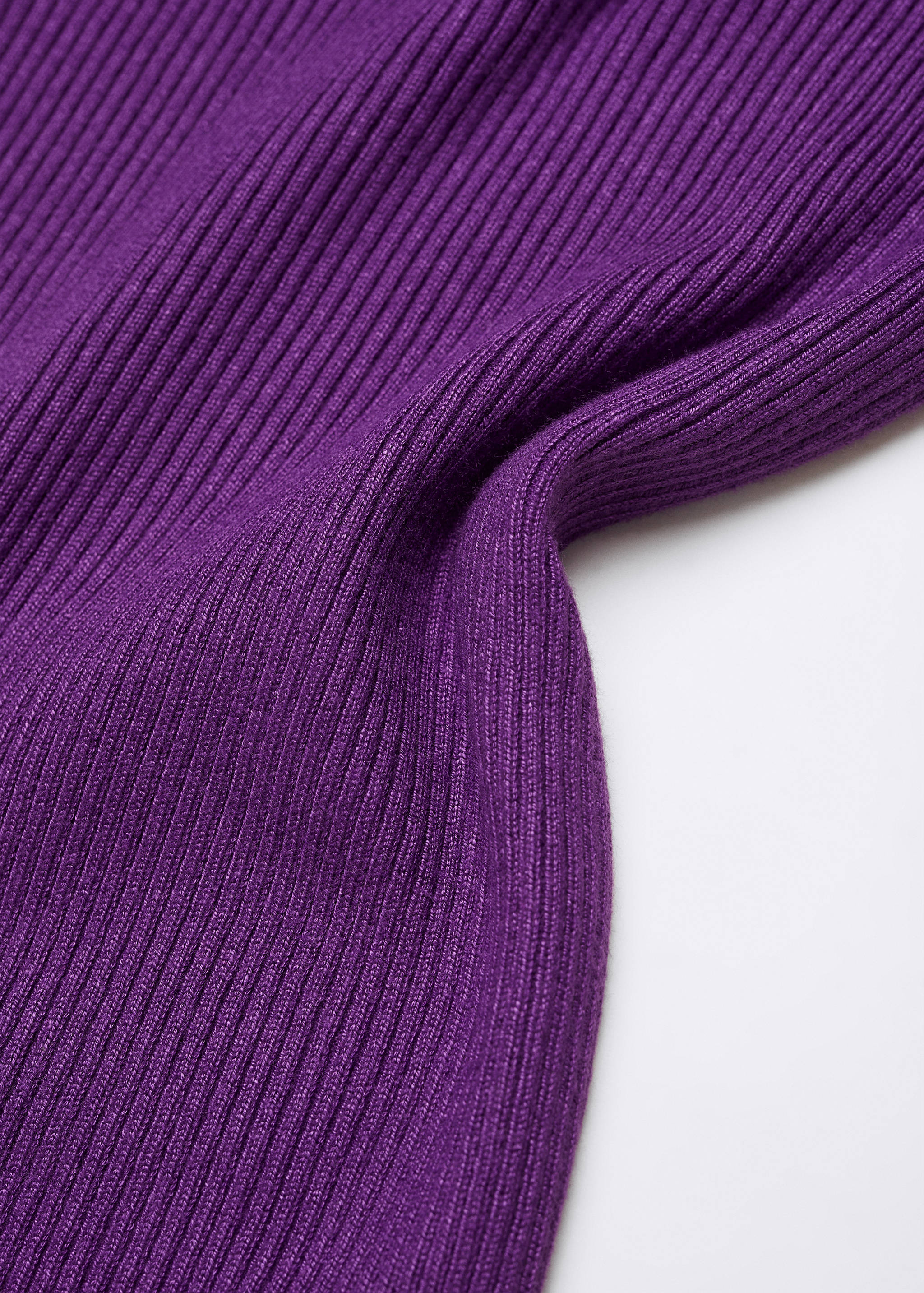 Ribbed sweater with low-cut back - Details of the article 8